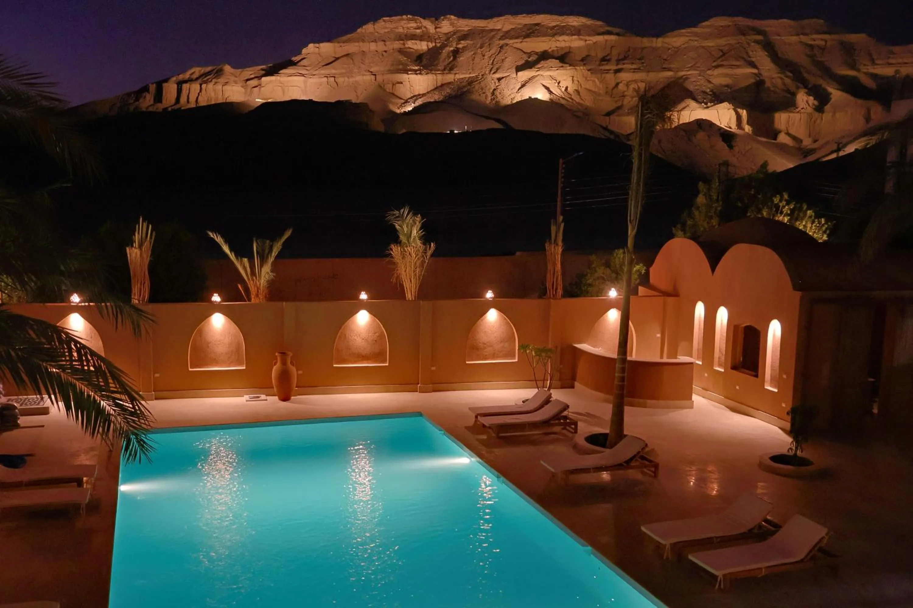 Night in Malkata House - Boutique hotel and restaurant