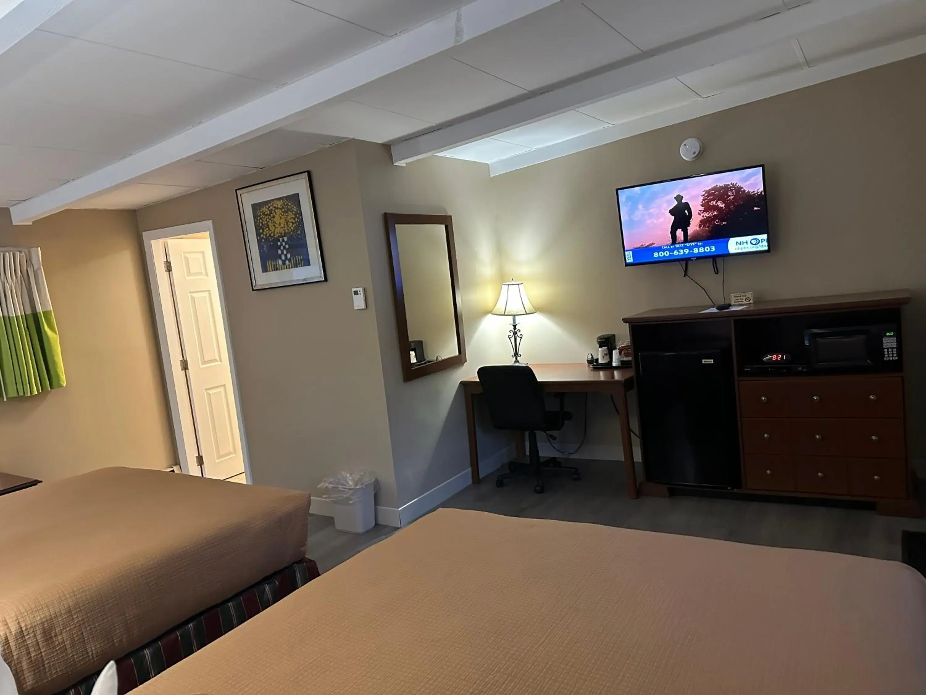 TV and multimedia, Bed in Claremont Motor Lodge TV and multimedia, Bed in Claremont Motor Lodge