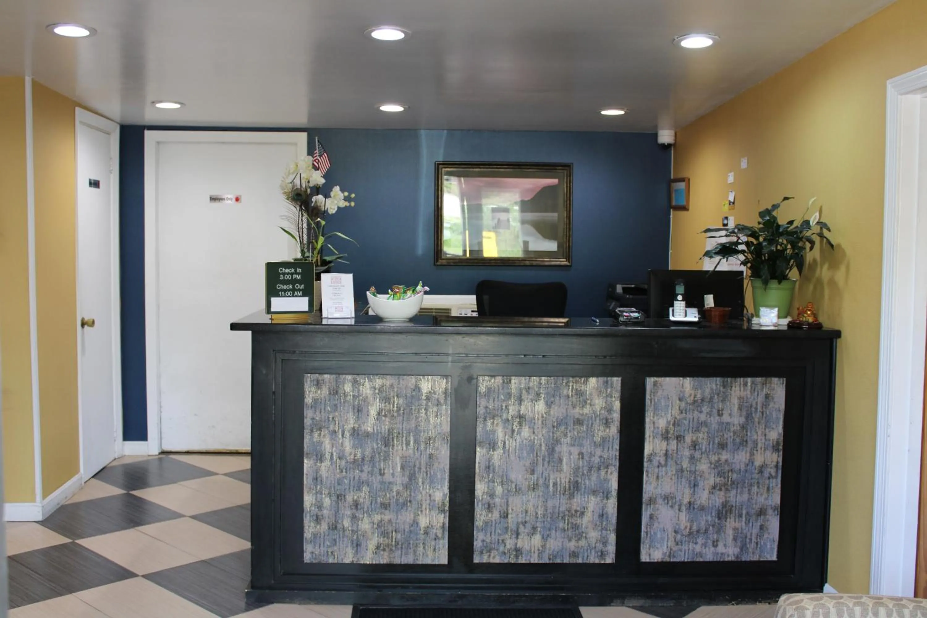 Lobby or reception in Claremont Motor Lodge