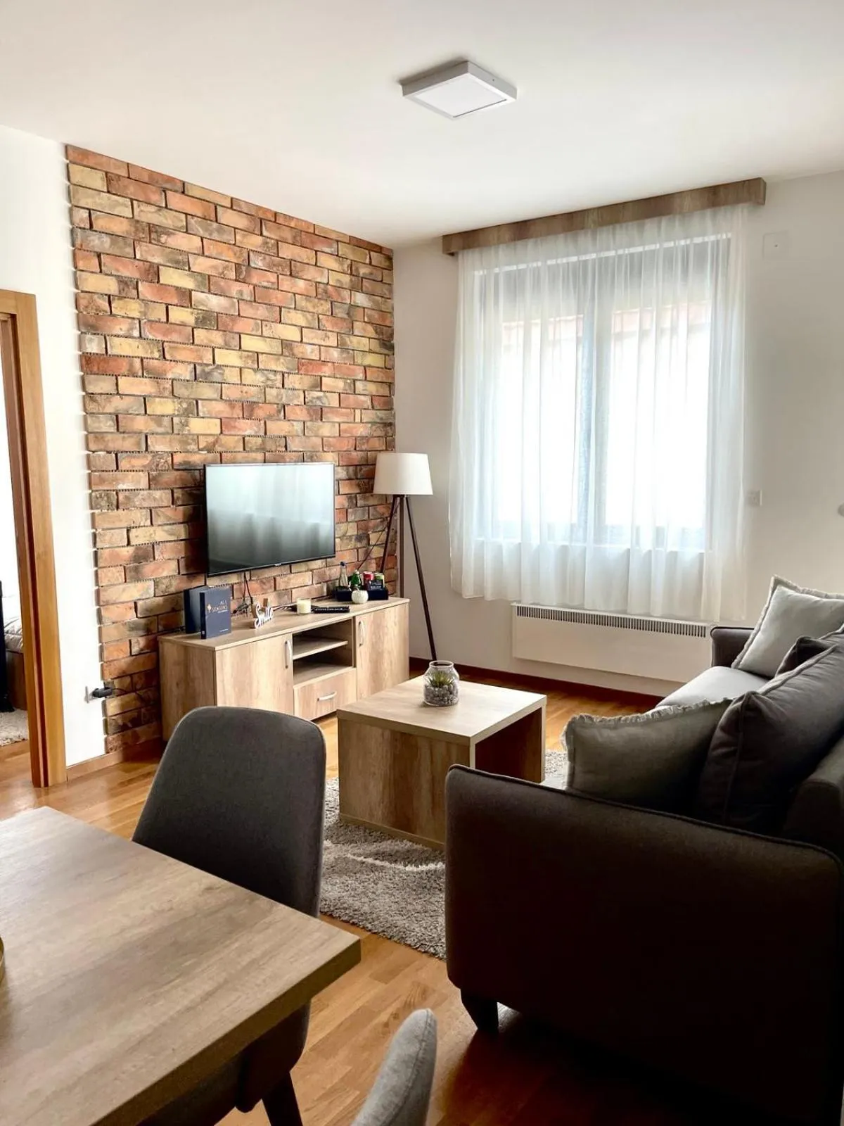 TV and multimedia in All Seasons Residence