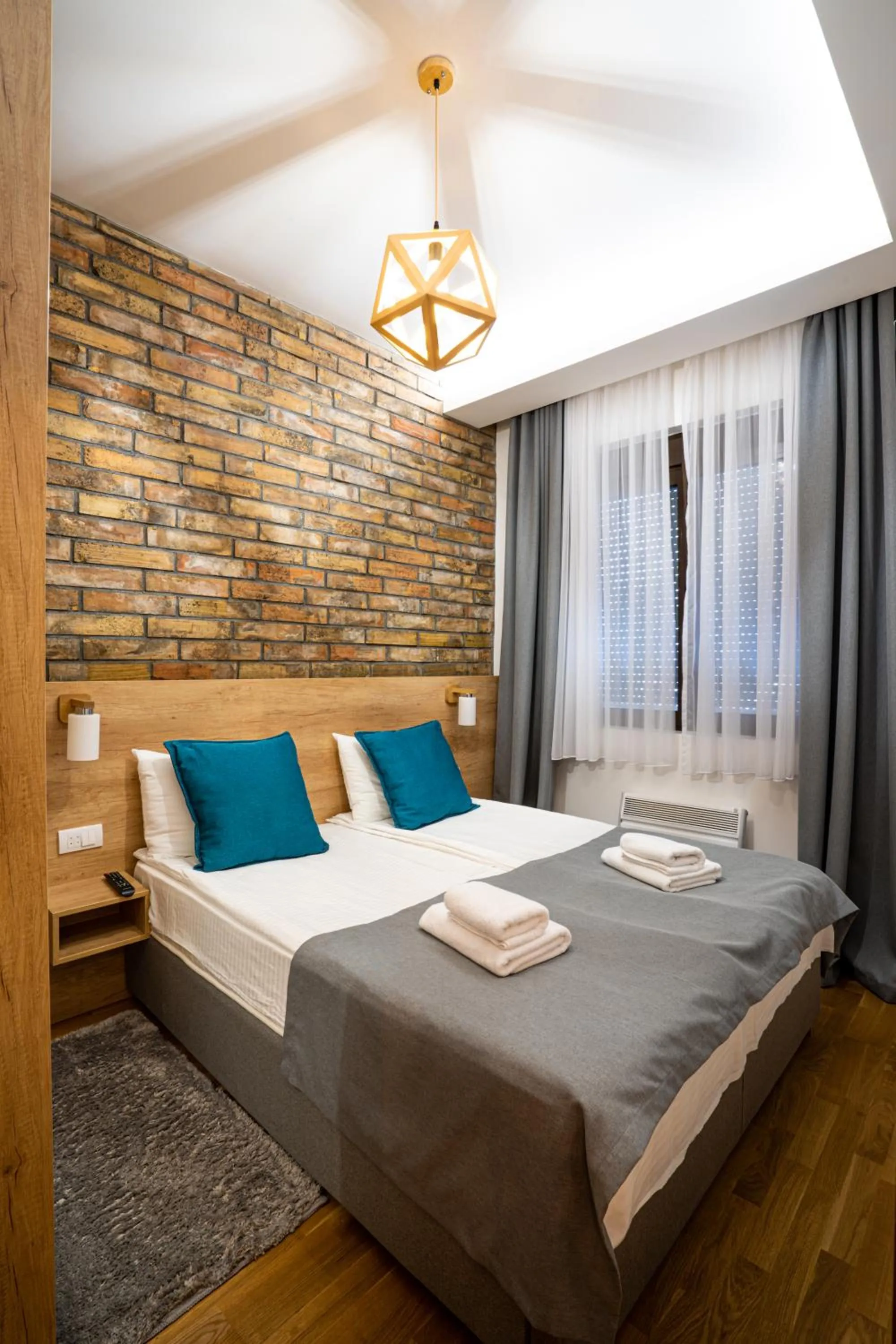 Bedroom, Bed in All Seasons Residence