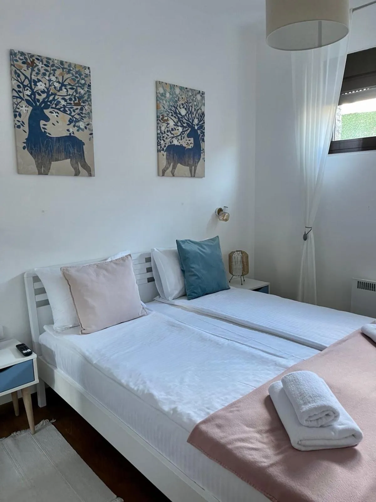 Bedroom, Bed in All Seasons Residence