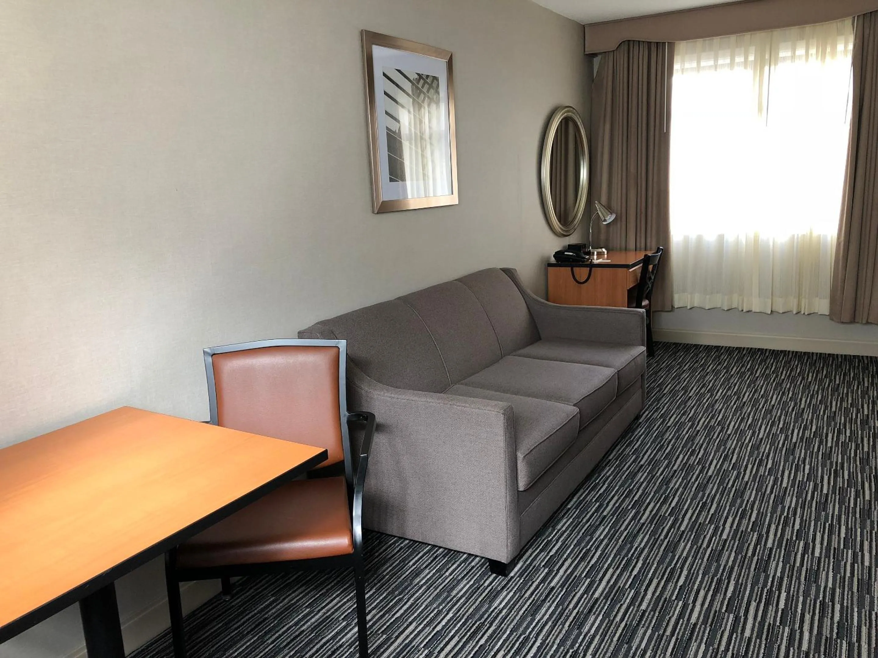 Living room in City Center Inn and Suites