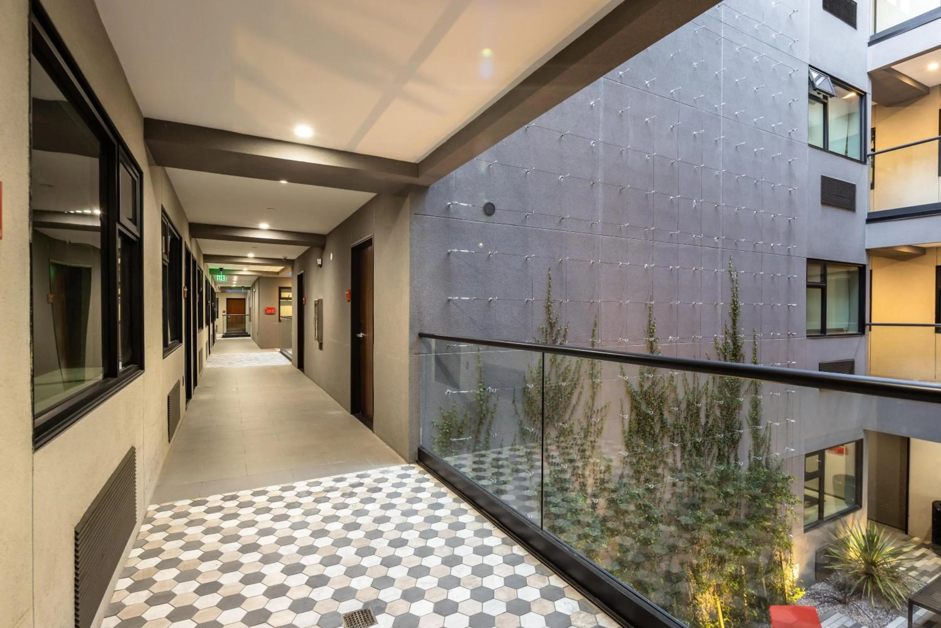 Property building in Infinity Hotel San Francisco, Tapestry Collection by Hilton