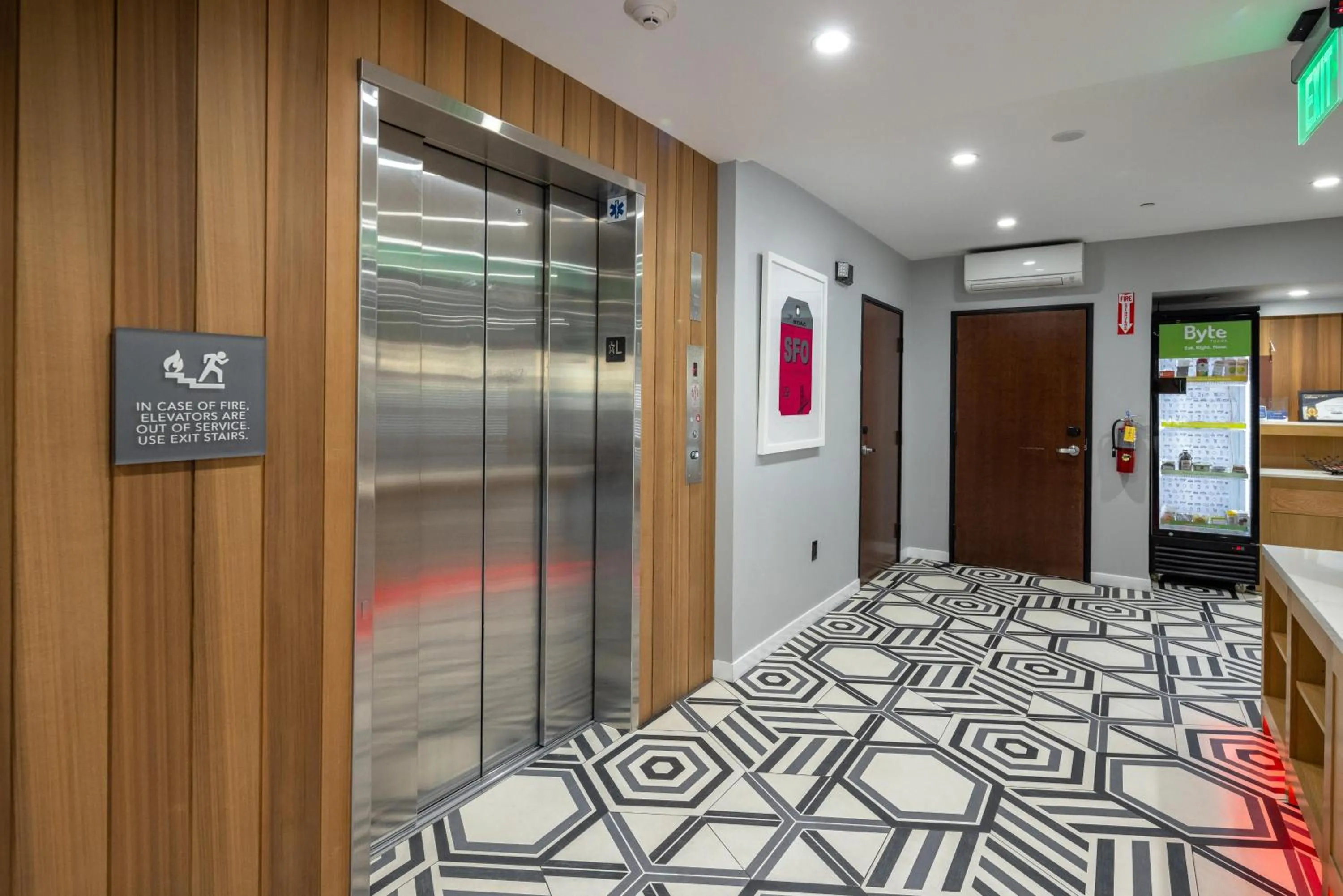 Lobby or reception in Infinity Hotel San Francisco, Tapestry Collection by Hilton