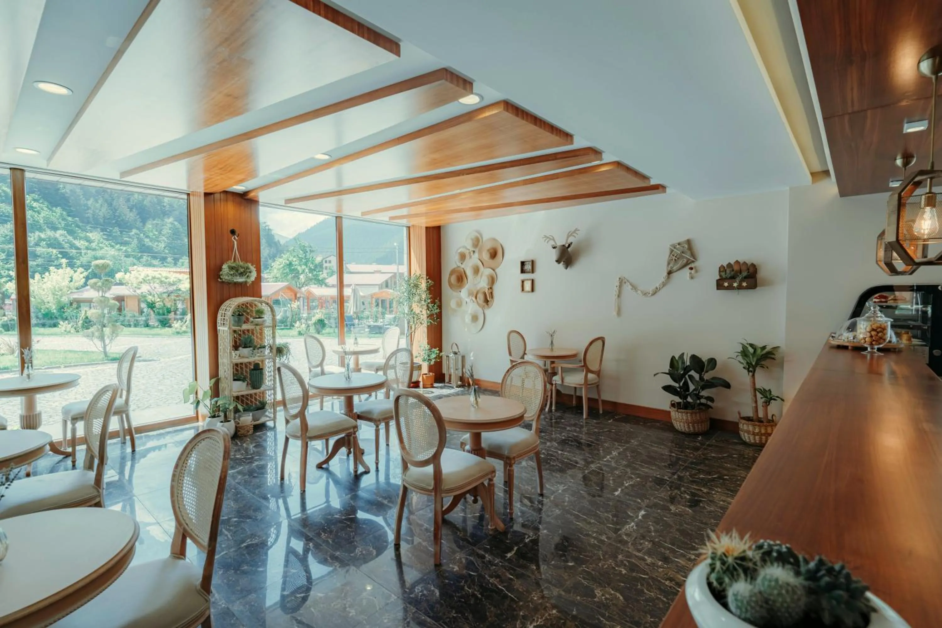 Coffee/tea facilities in Kilpa Hotel