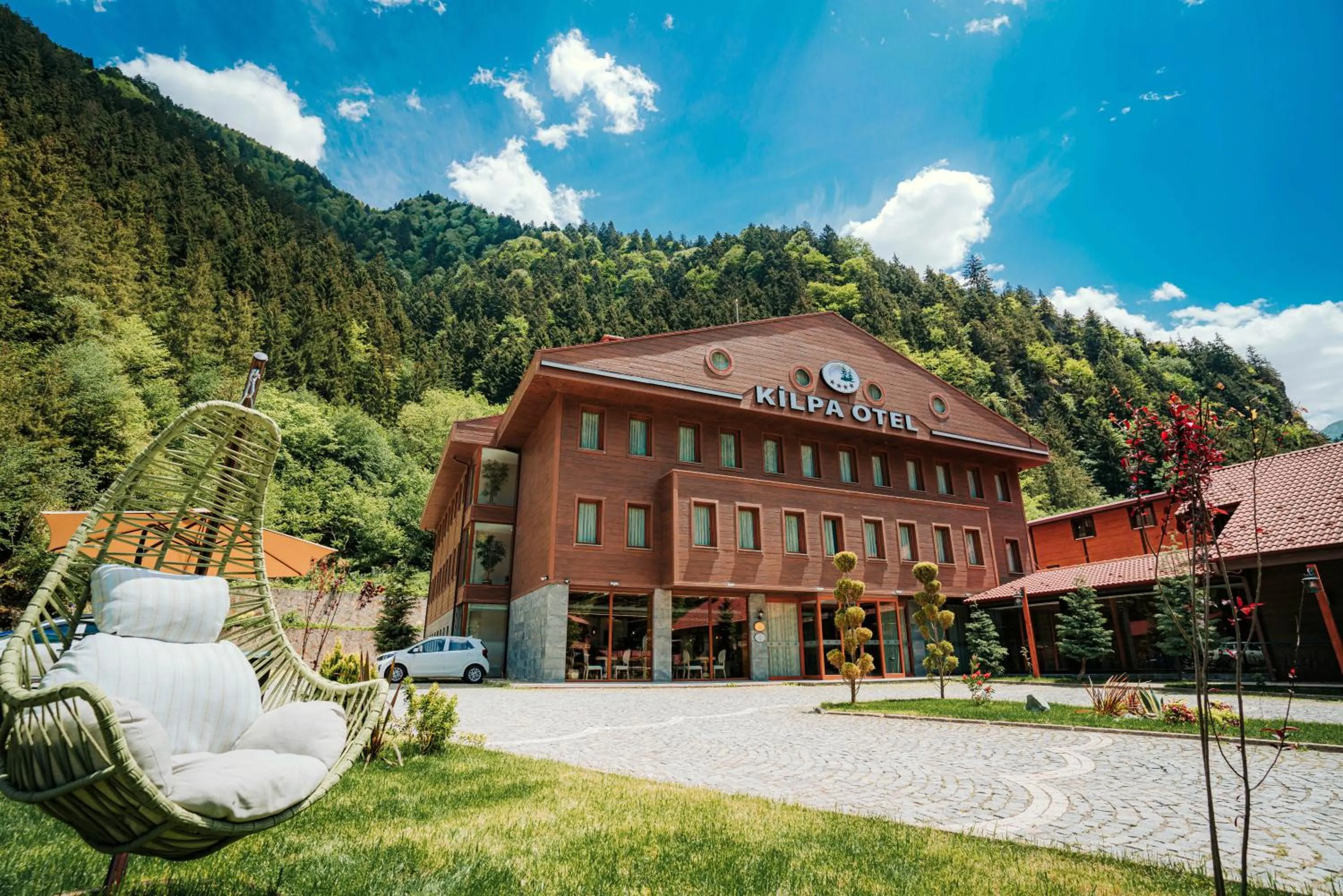 Property building in Kilpa Hotel