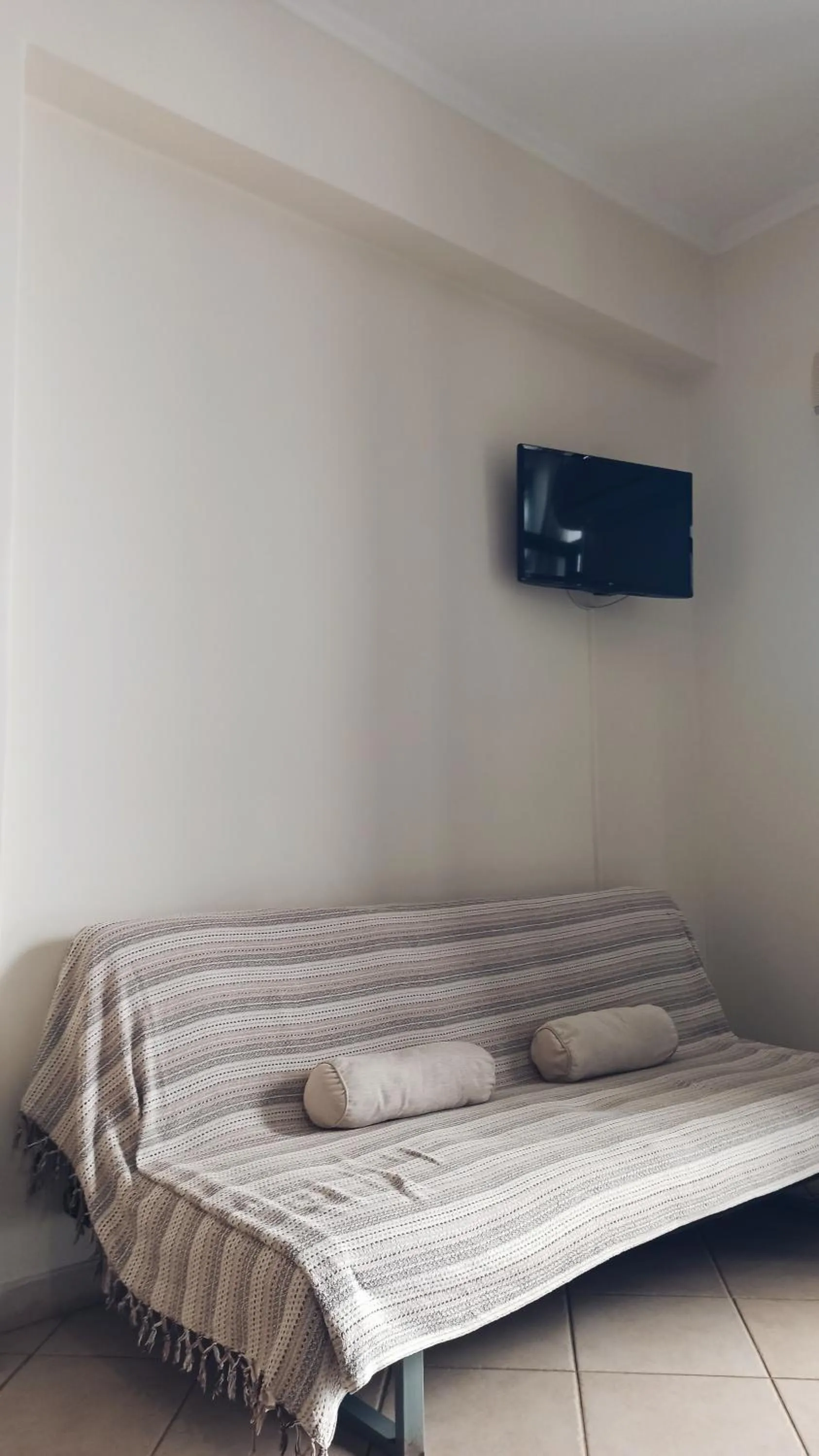 TV and multimedia, Bed in To Kastro