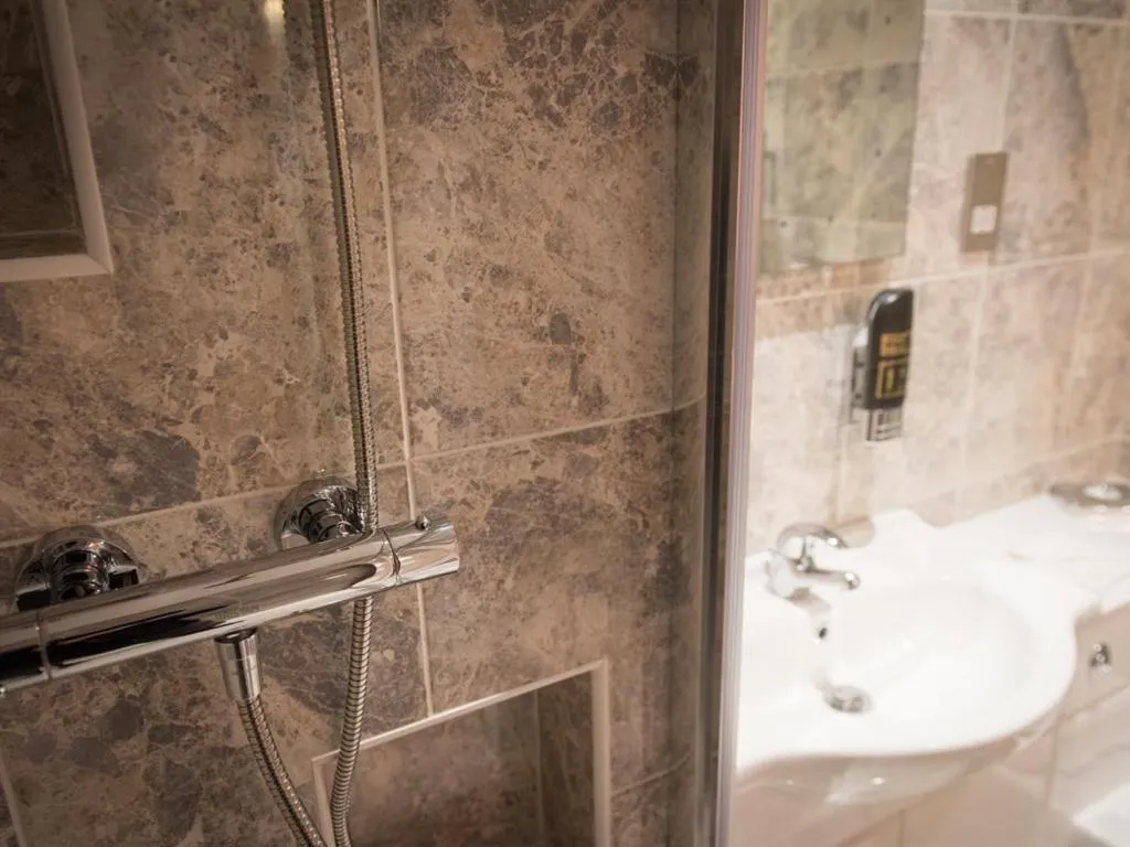 Bathroom in The Pearl Hotel