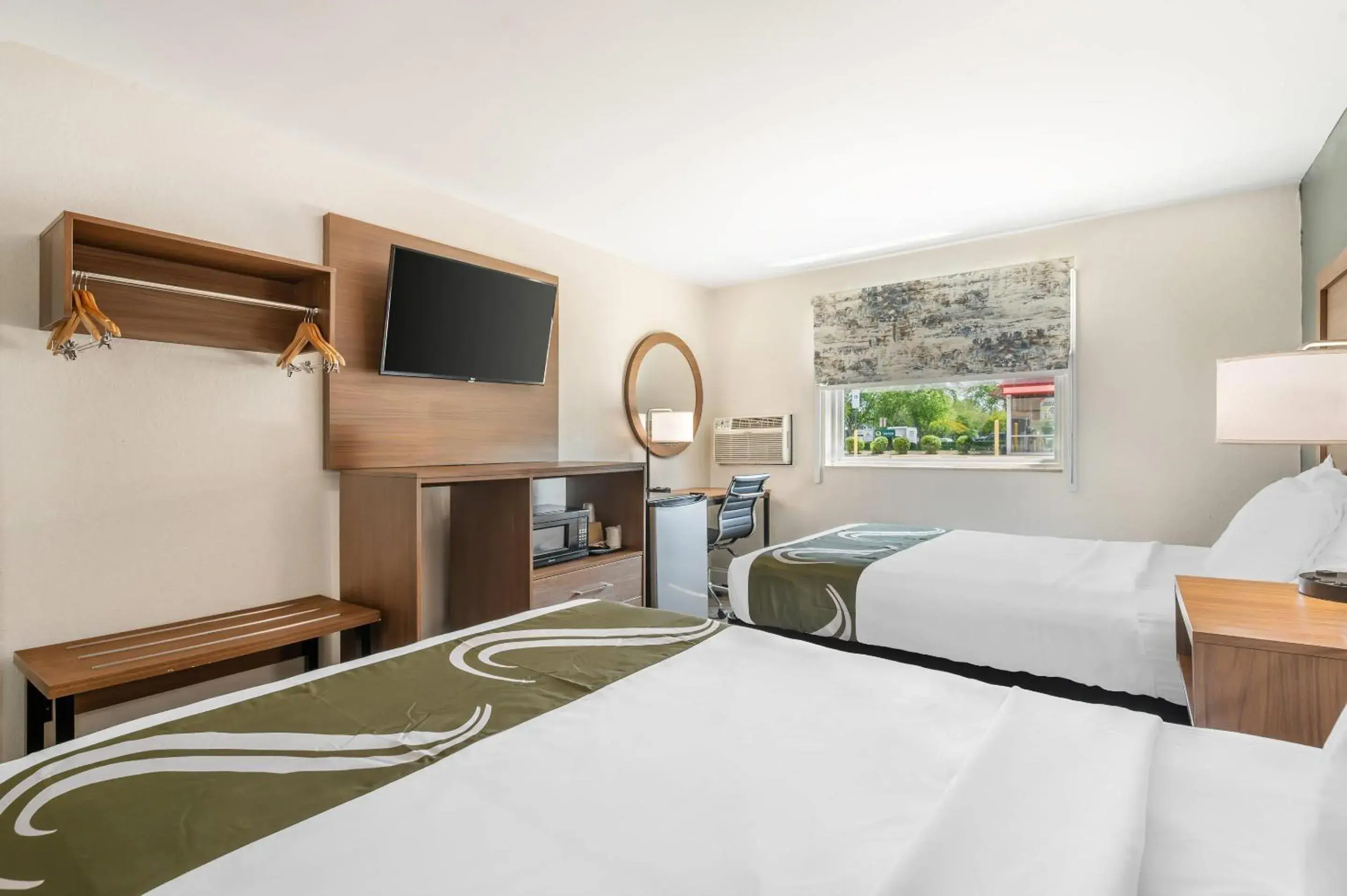 Bedroom, Bed in Quality Inn Chesapeake Bedroom, Bed in Quality Inn Chesapeake