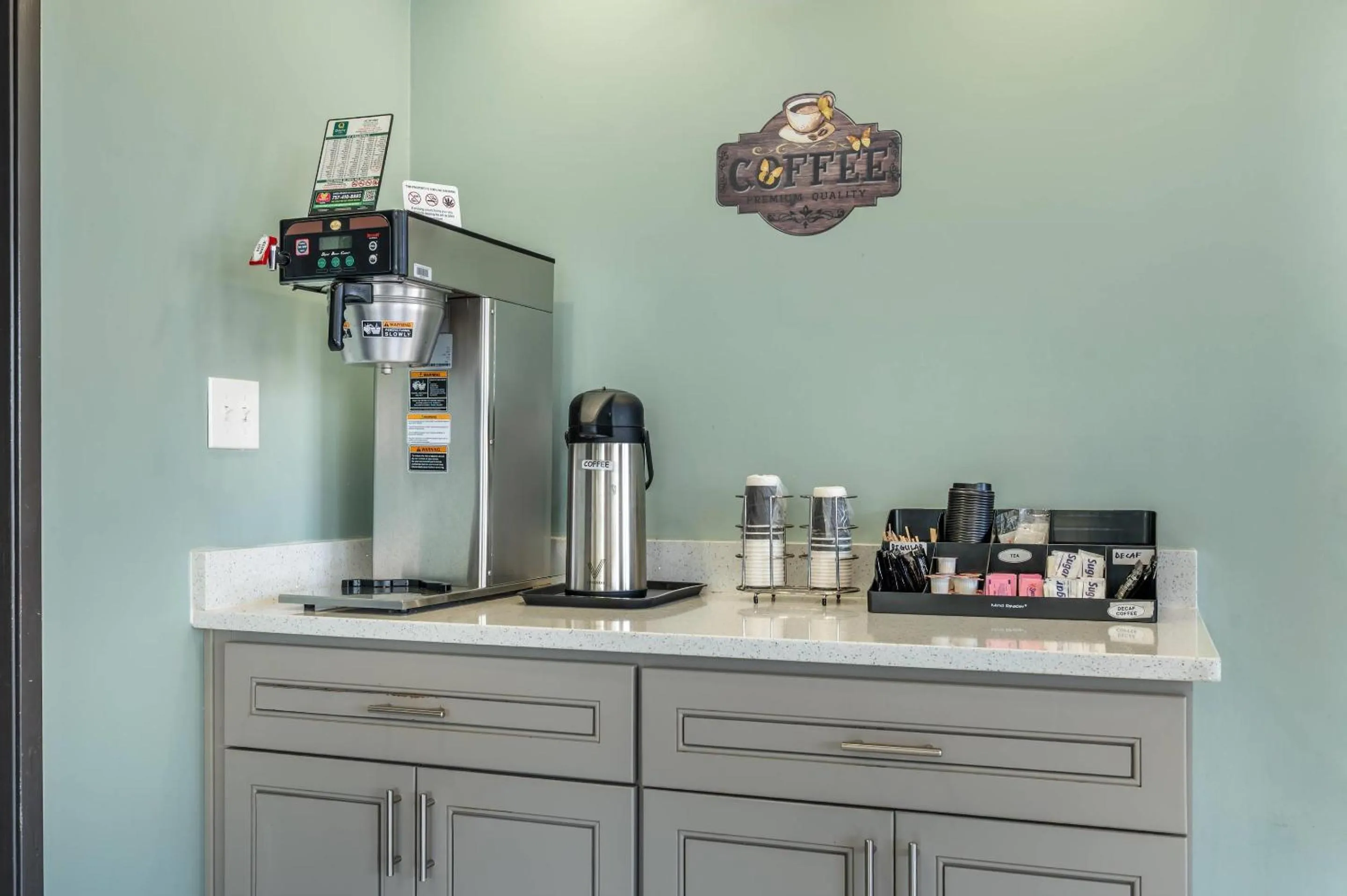 Breakfast in Quality Inn Chesapeake - Greenbrier