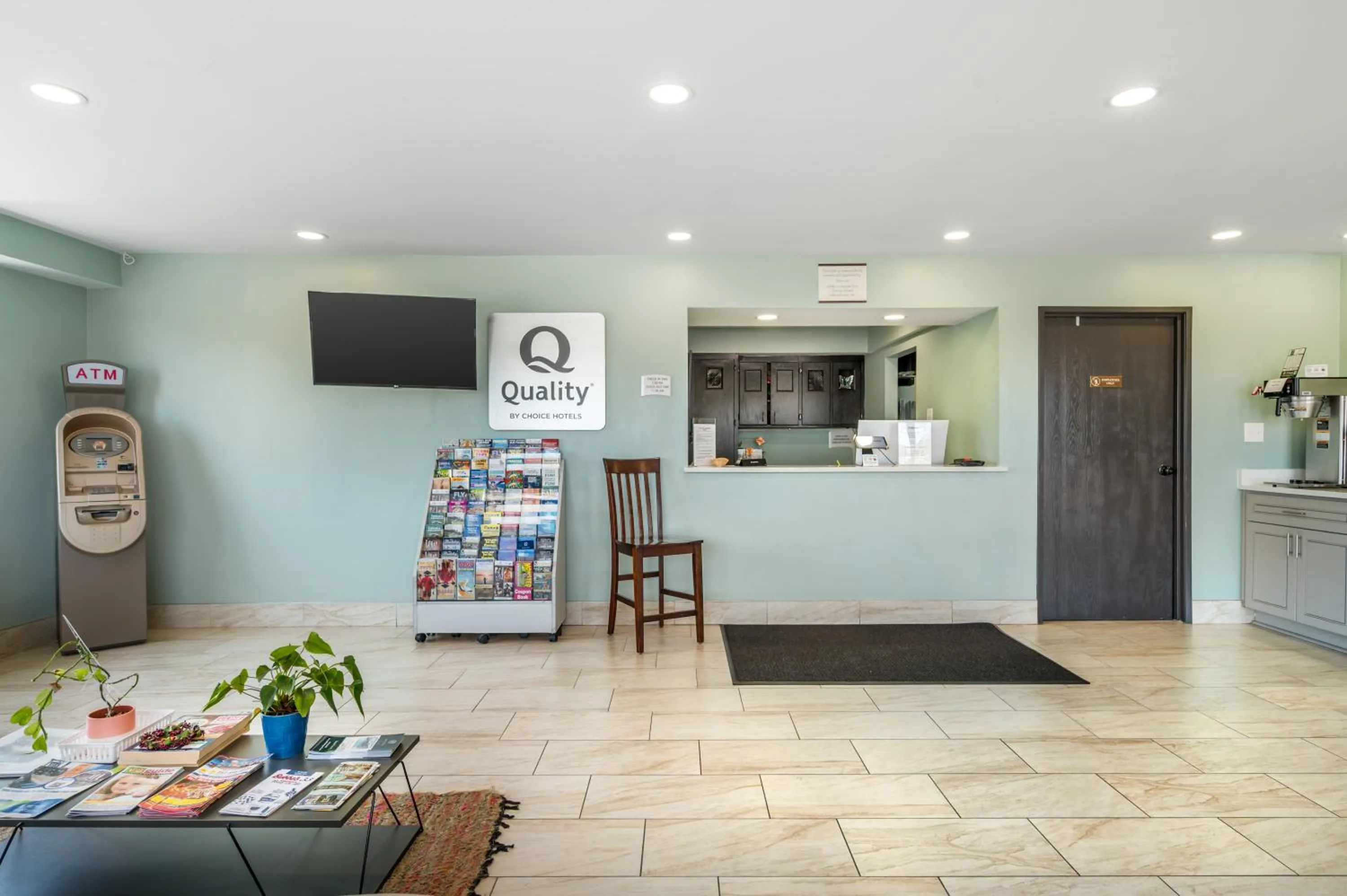 Lobby or reception in Quality Inn Chesapeake - Greenbrier