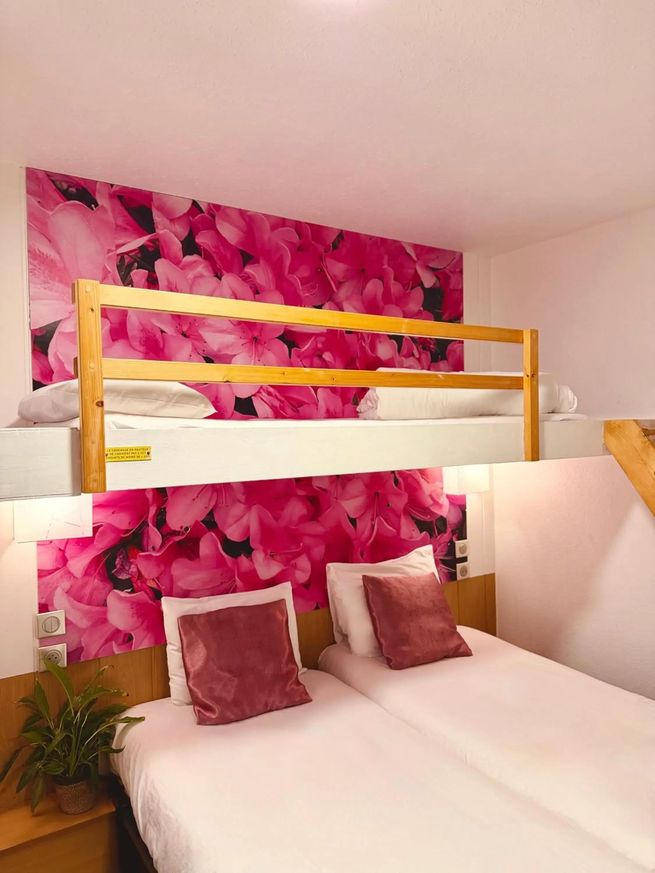 Bedroom, Bed in Fasthotel Orleans Zénith Bedroom, Bed in Fasthotel Orleans Zénith