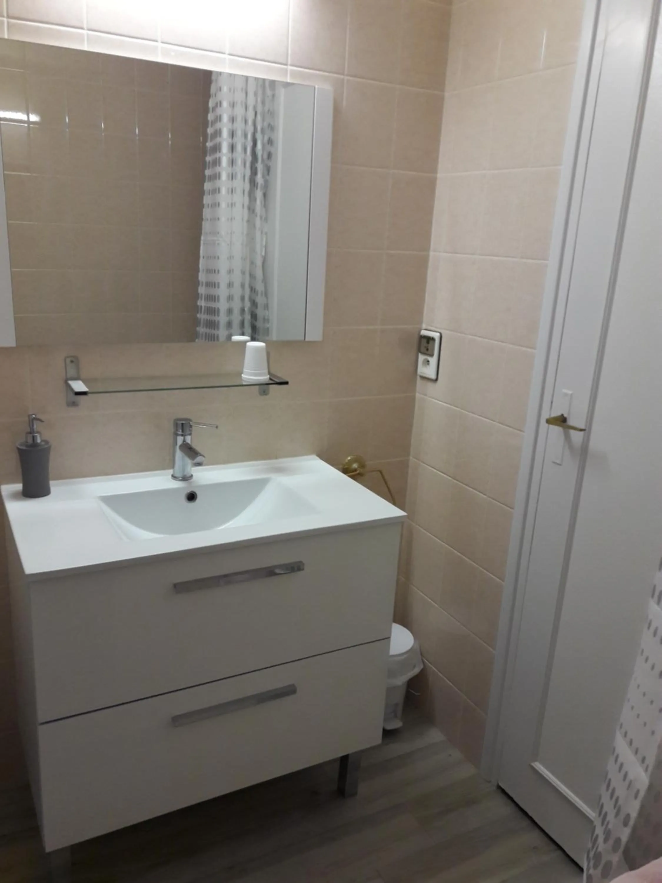 Bathroom in Chambres d'Hôtes du Moulin du Vey
