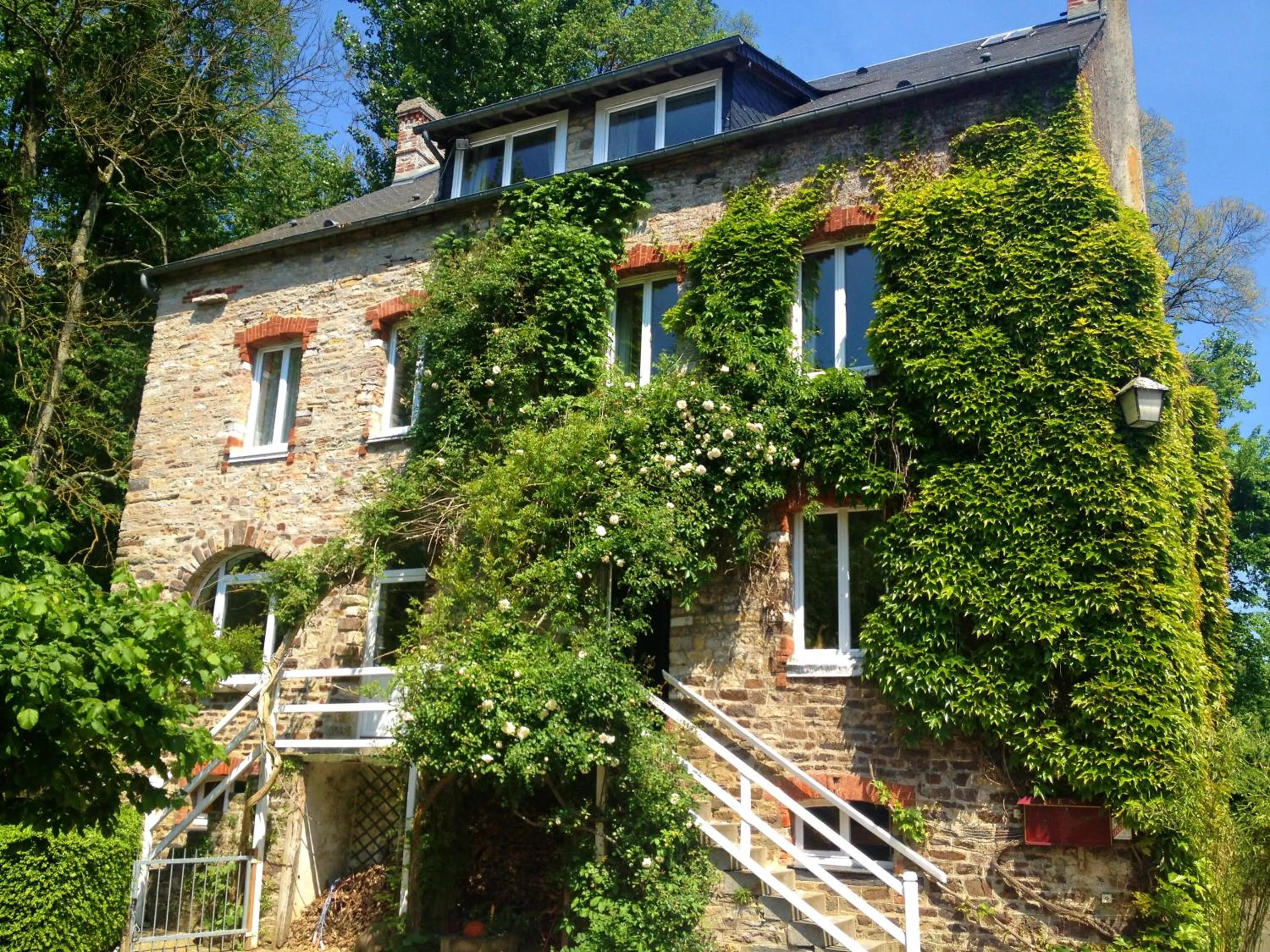 Nearby landmark in Chambres d'Hôtes du Moulin du Vey