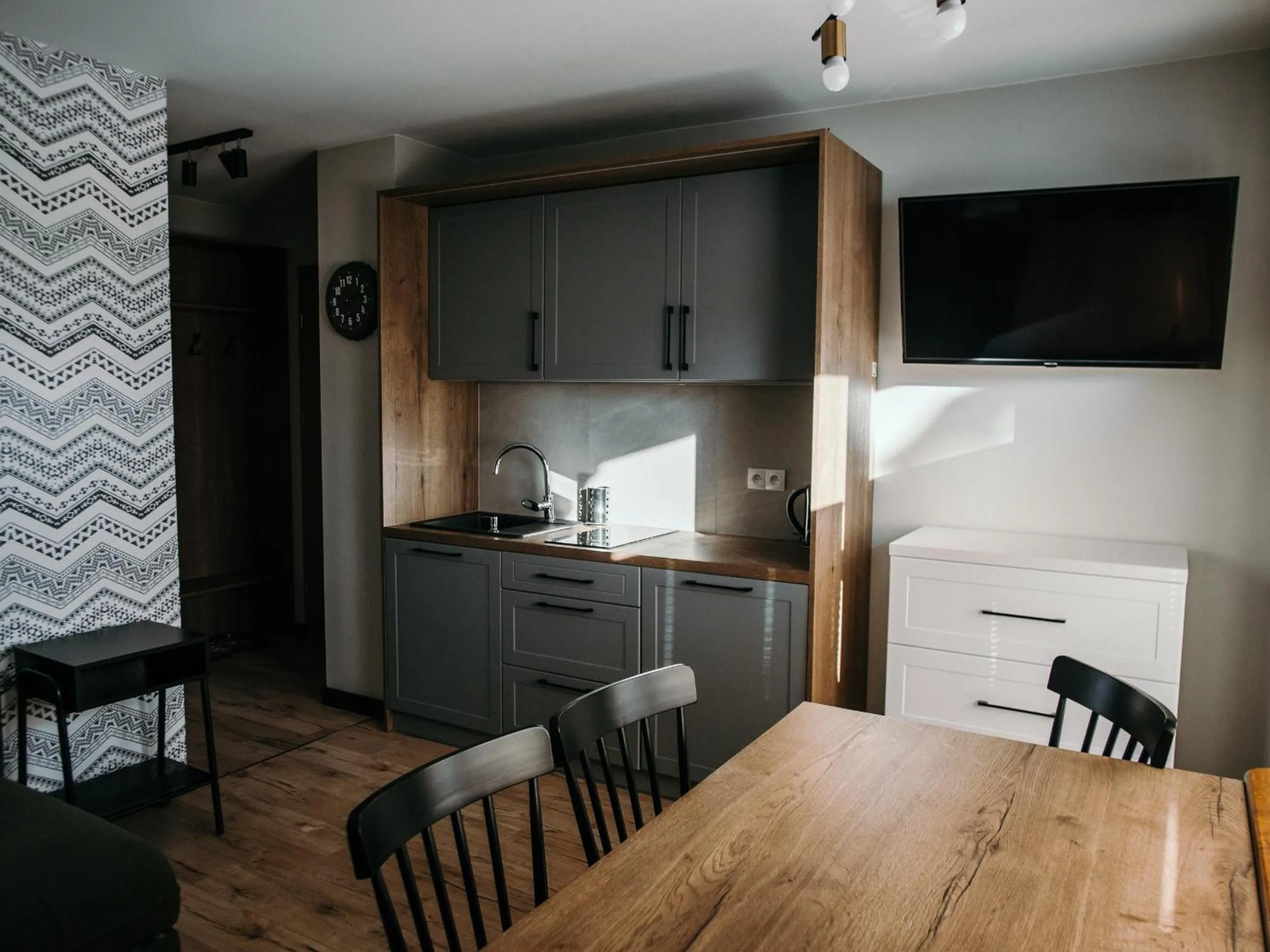 Kitchen or kitchenette in Willa Pachówka - tam, gdzie natura spotyka się z nowoczesnością