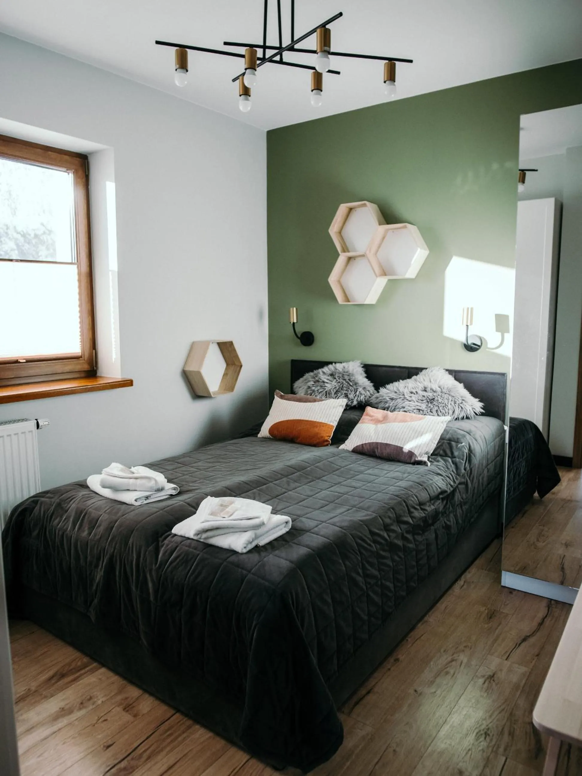 Bedroom, Bed in Willa Pachówka - tam, gdzie natura spotyka się z nowoczesnością