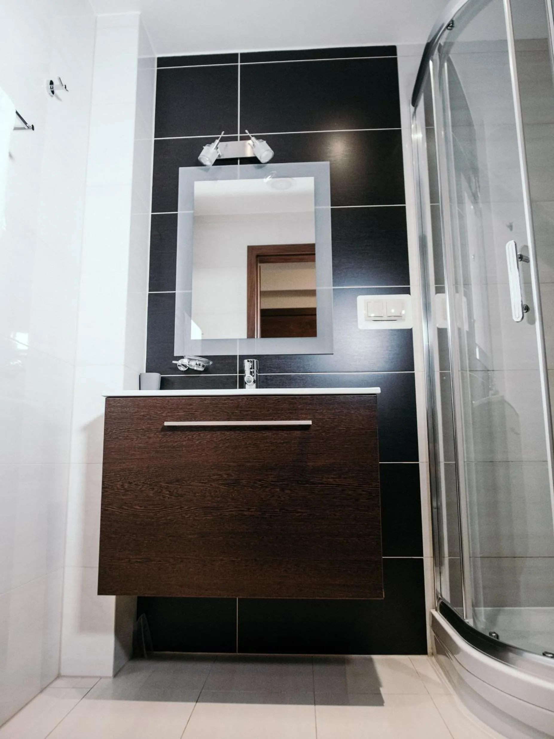 Bathroom in Willa Pachówka - tam, gdzie natura spotyka się z nowoczesnością