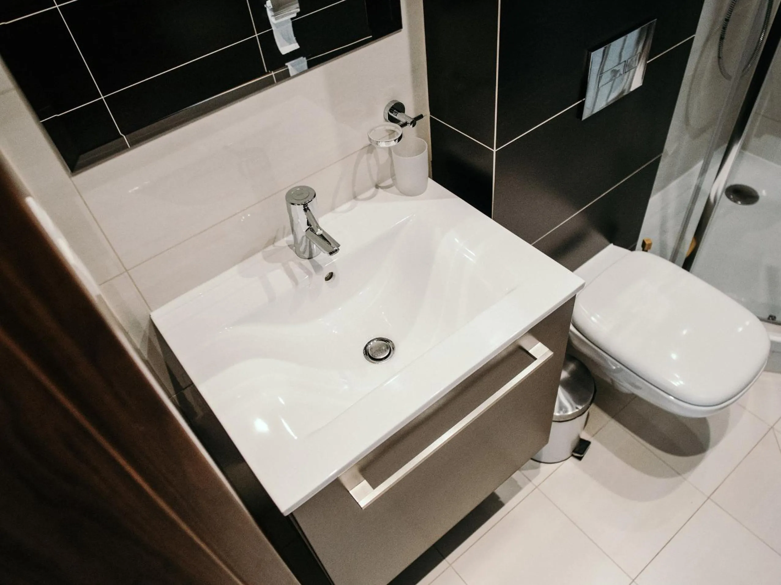 Bathroom in Willa Pachówka - tam, gdzie natura spotyka się z nowoczesnością