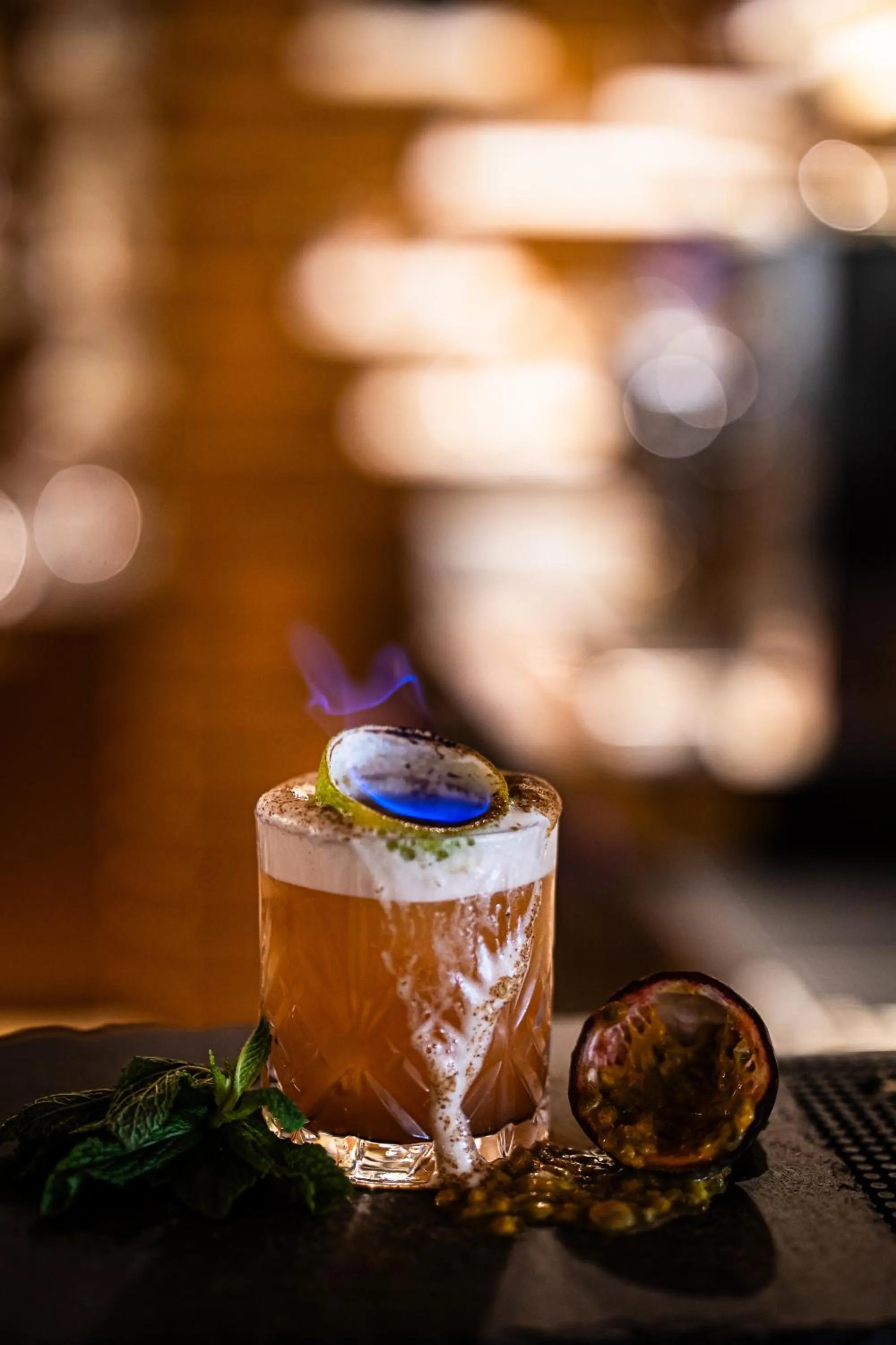 Lounge or bar in Renaissance Aix-en-Provence Hotel