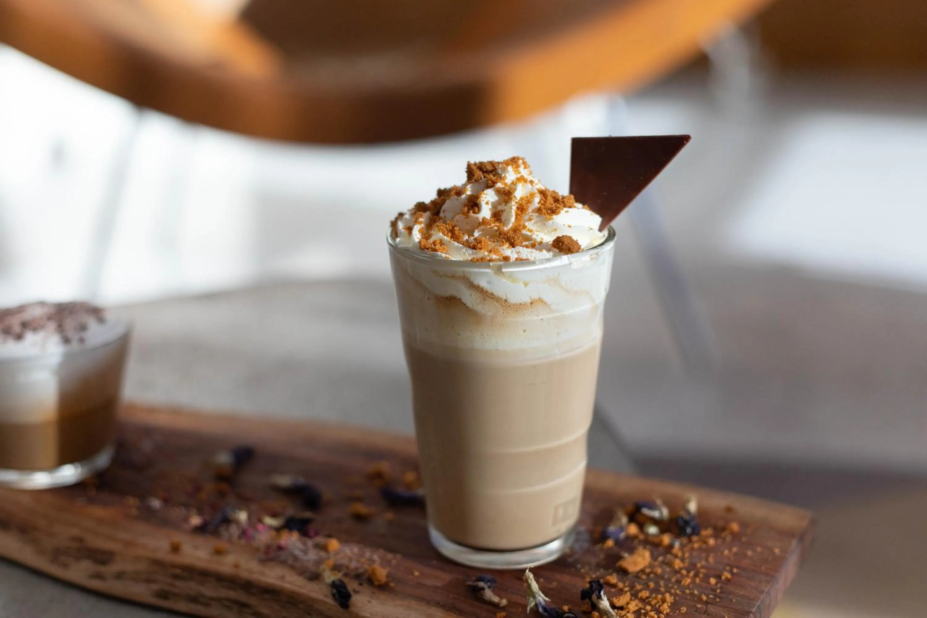 Lounge or bar in Renaissance Aix-en-Provence Hotel