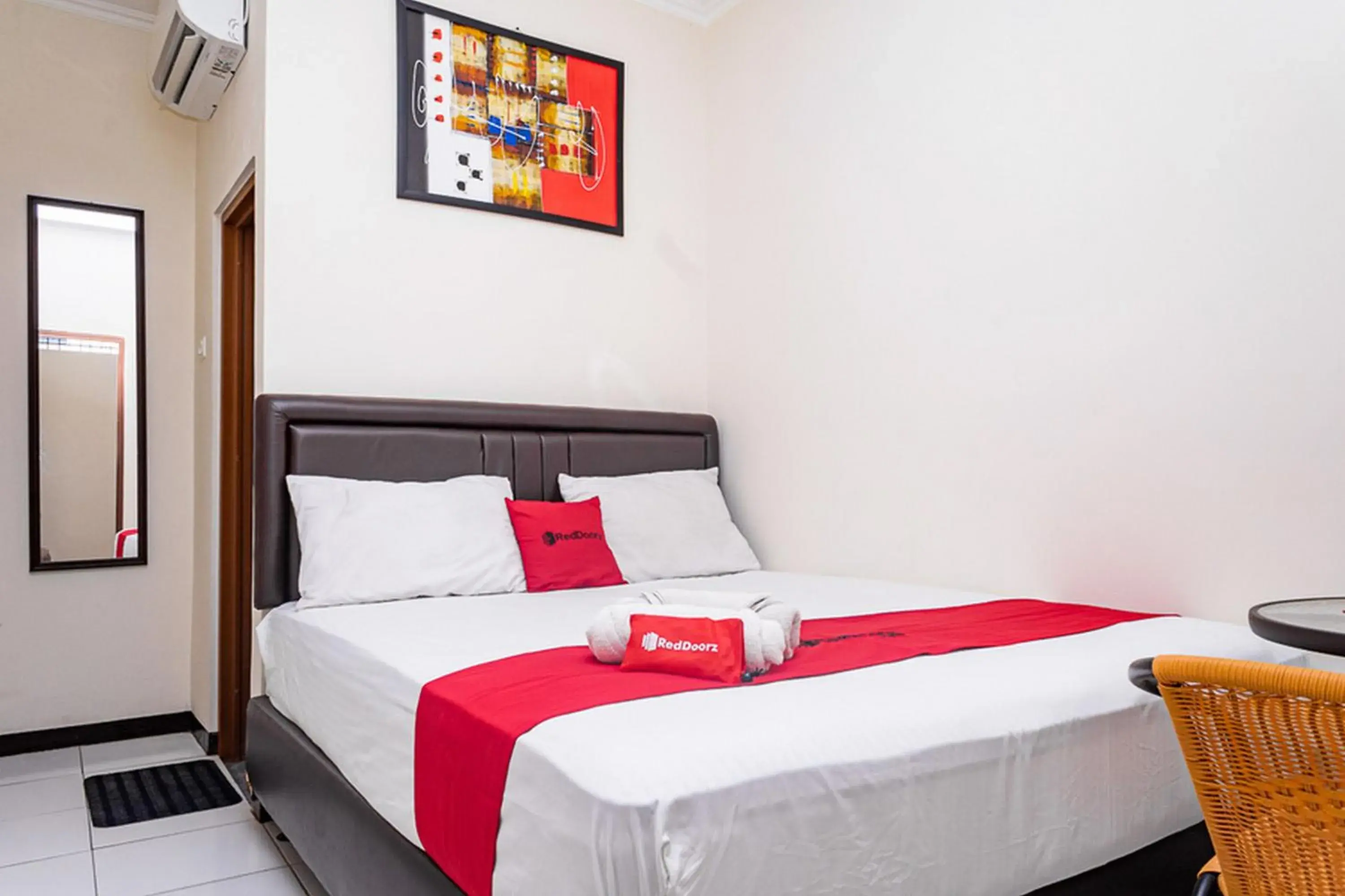Bedroom, Bed in RedDoorz near Alun Alun Bandung 2 Bedroom, Bed in RedDoorz near Alun Alun Bandung 2
