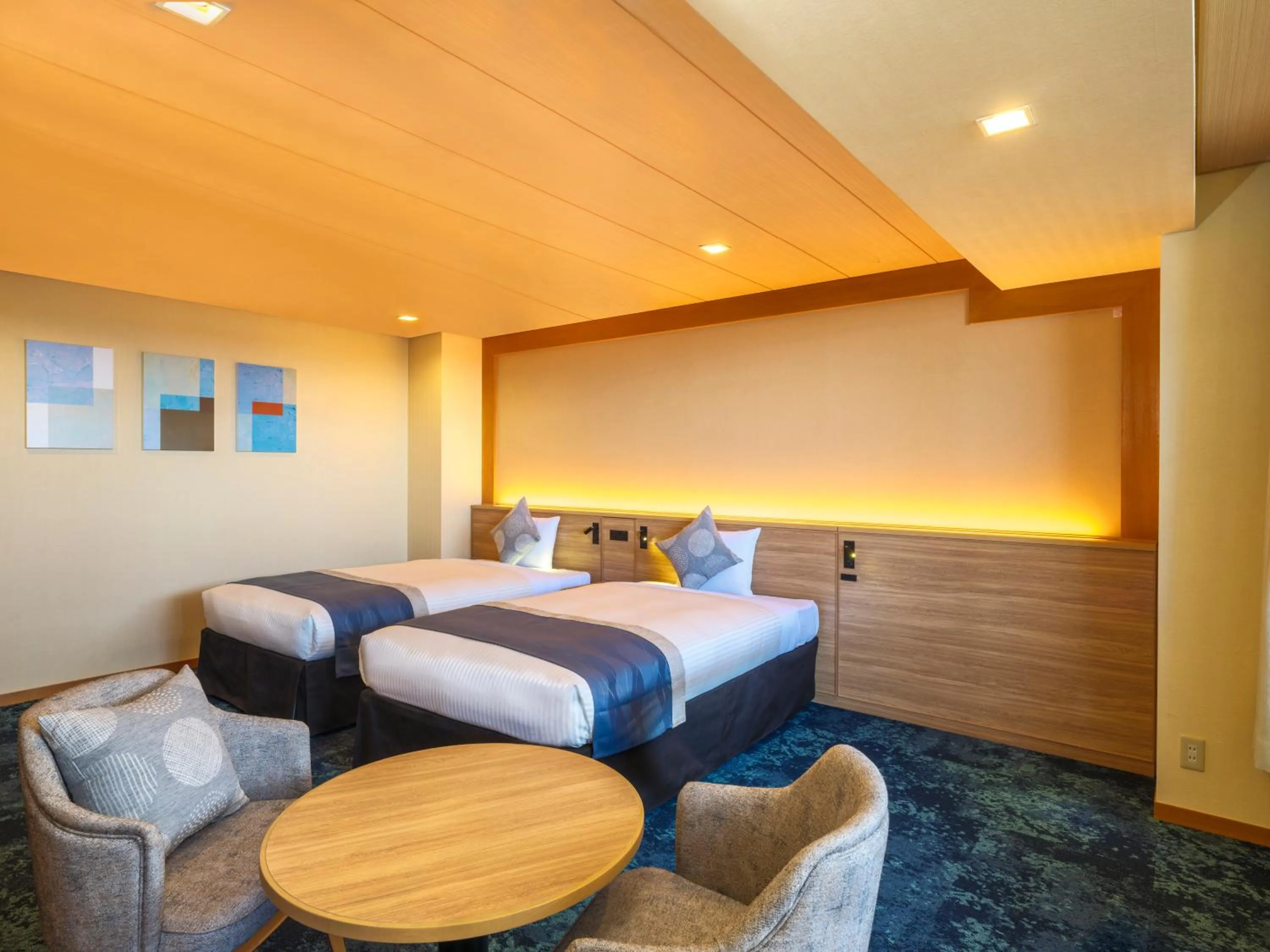 Photo of the whole room, Bed in KAMENOI HOTEL Oarai