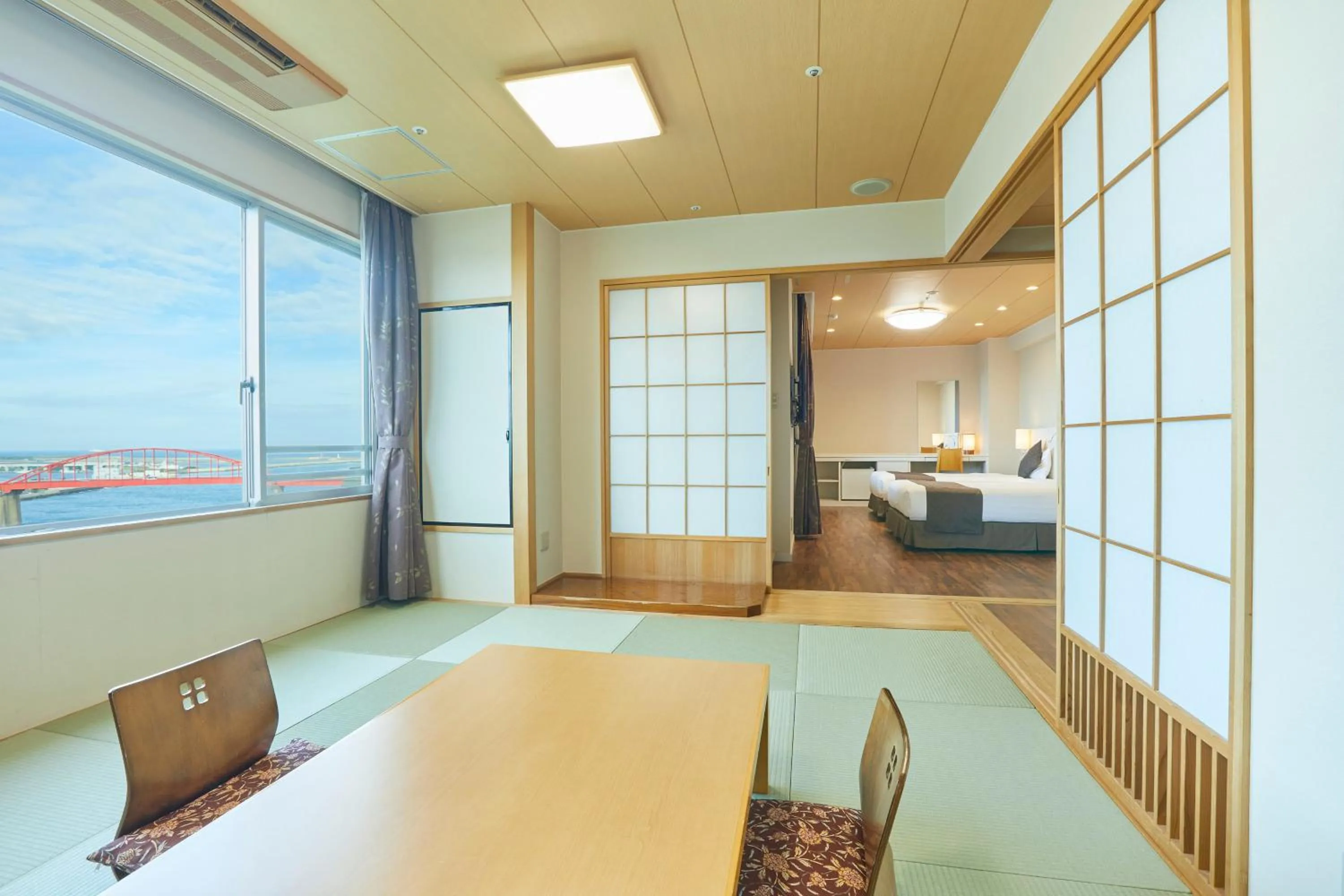 Photo of the whole room, Bed in KAMENOI HOTEL Oarai