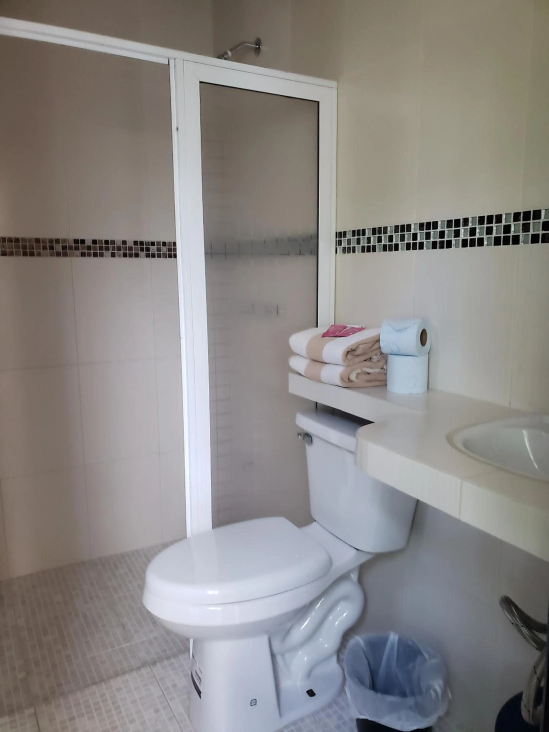 Bathroom in A una calle del ado 5ta avenida