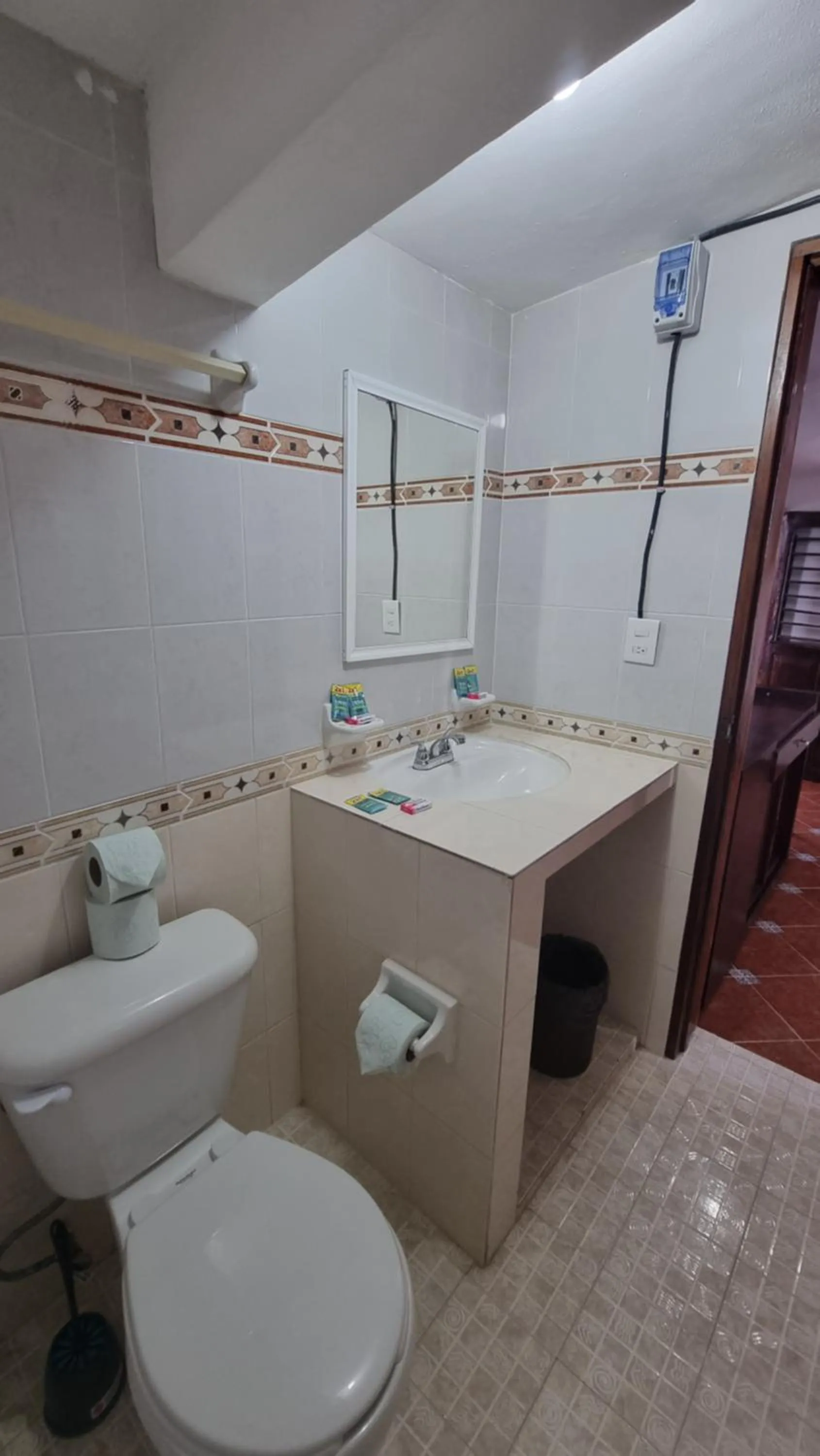 Bathroom in A una calle del ado 5ta avenida