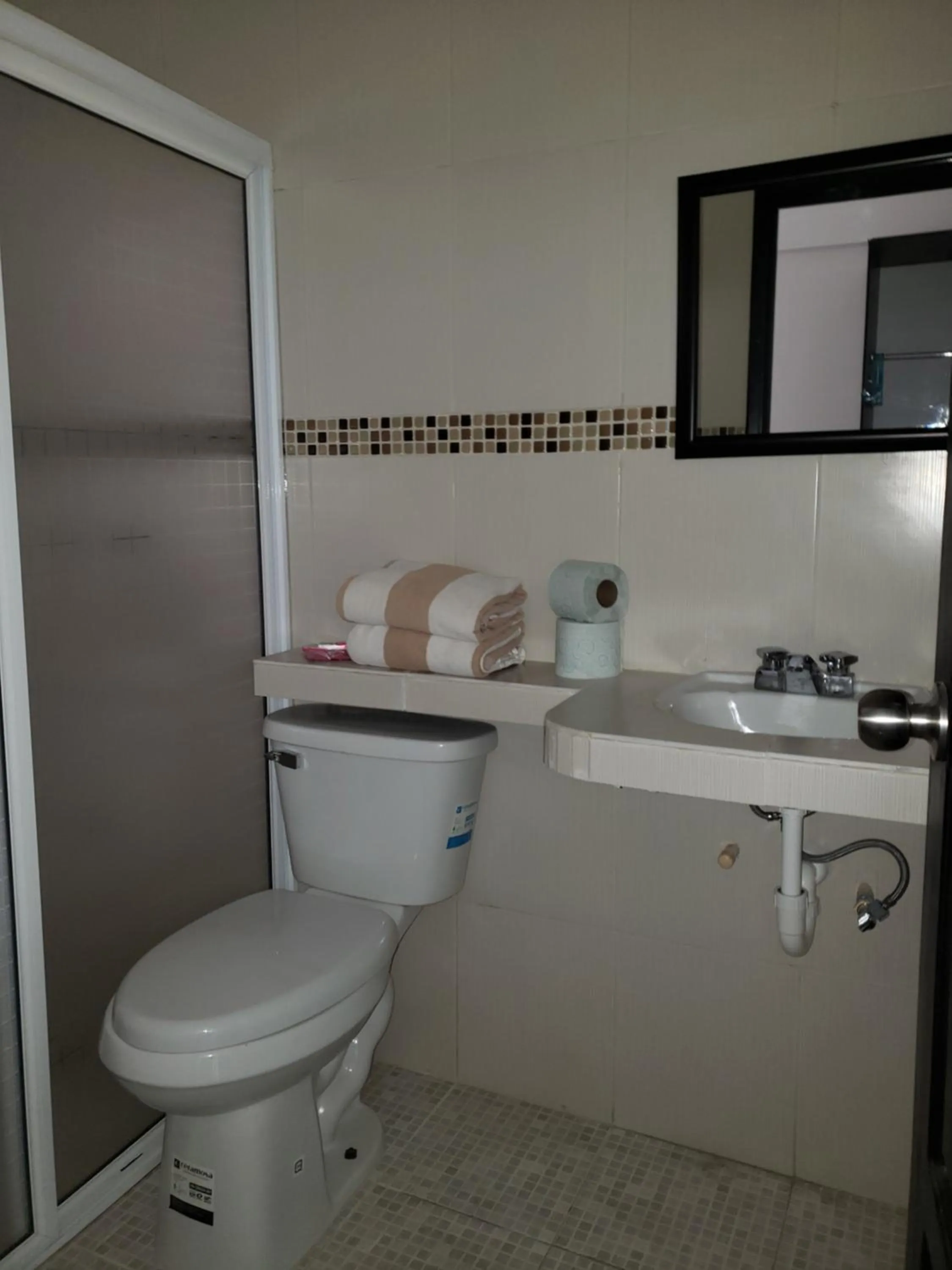 Bathroom in A una calle del ado 5ta avenida