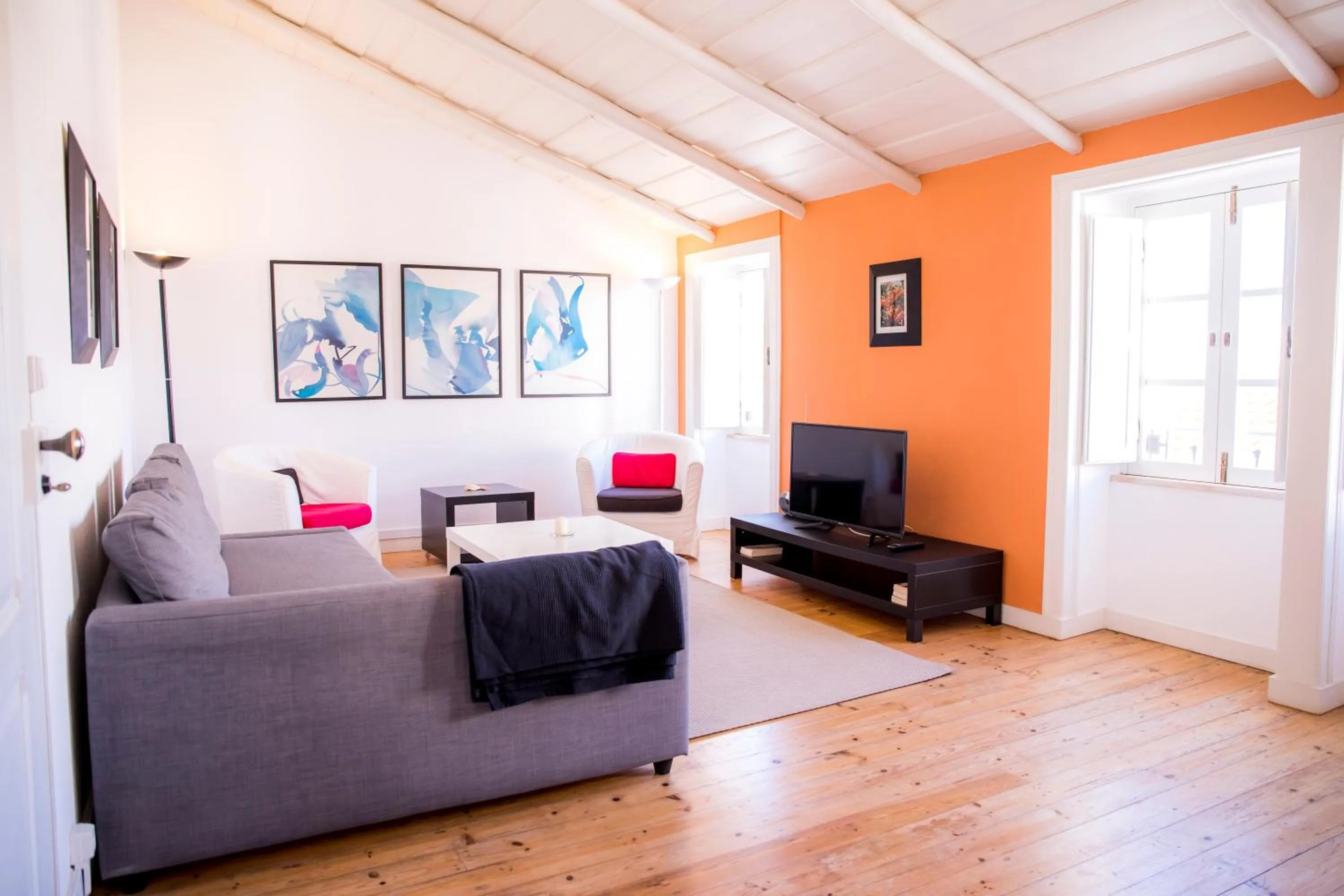 TV and multimedia in Apartamento Joaquim Tello