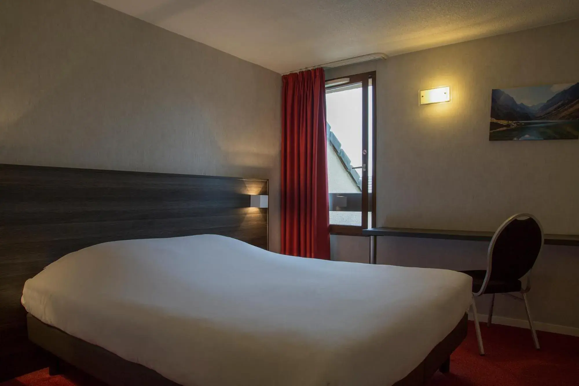 Double or Twin Room in The Originals City, Hôtel Amys, Tarbes Sud Double or Twin Room in The Originals City, Hôtel Amys, Tarbes Sud