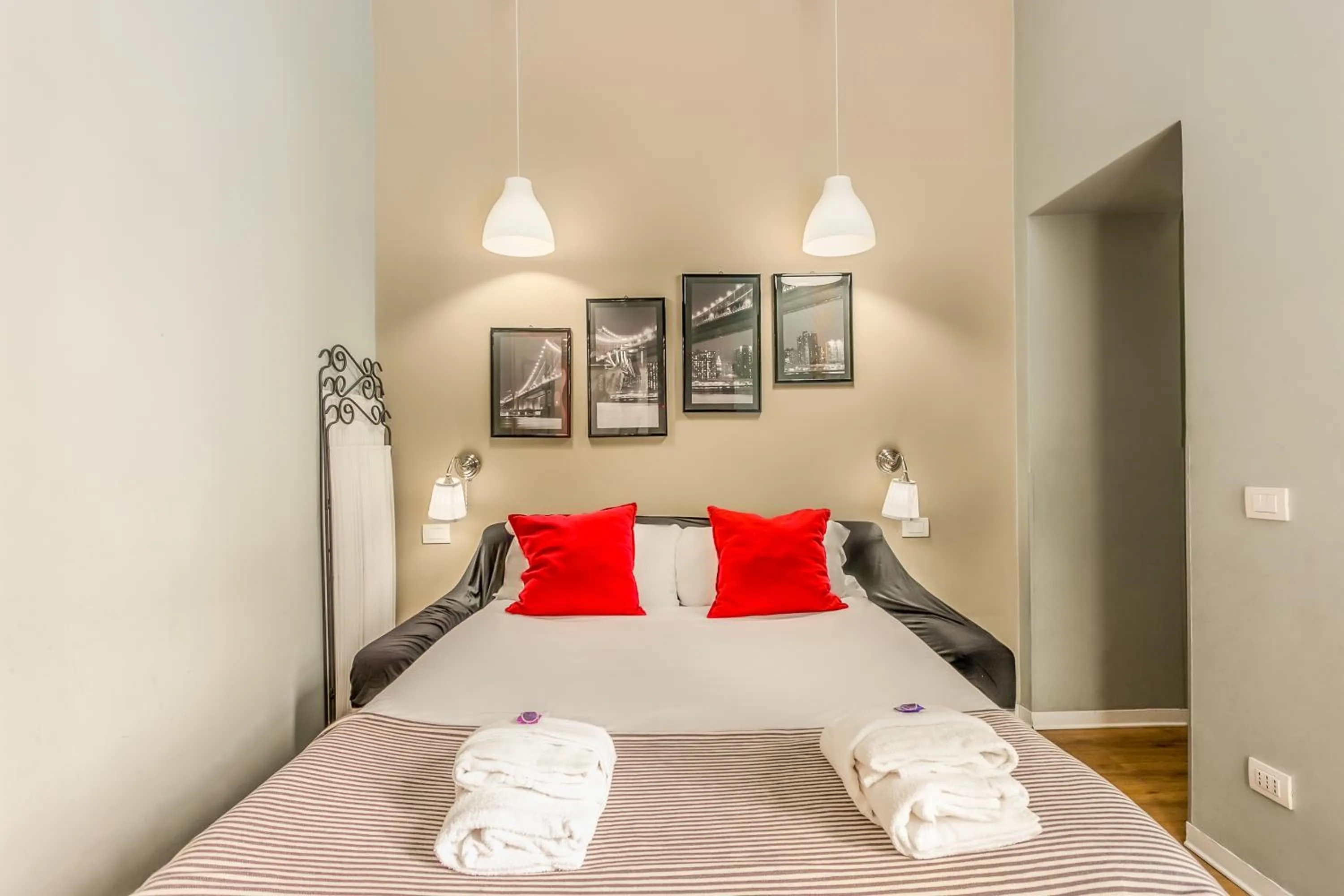 Bed in AmoRoma Suite