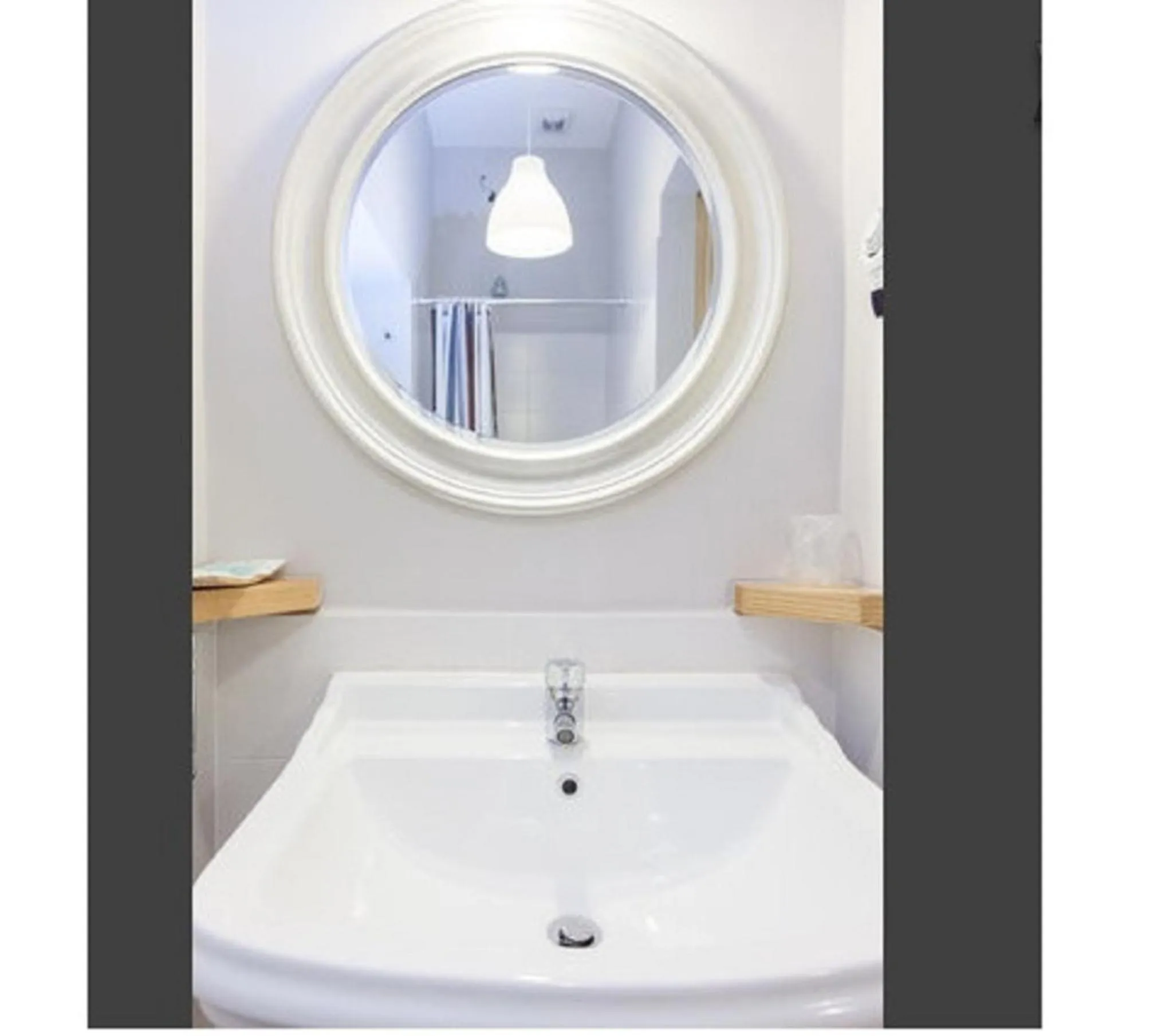 Bathroom in AmoRoma Suite