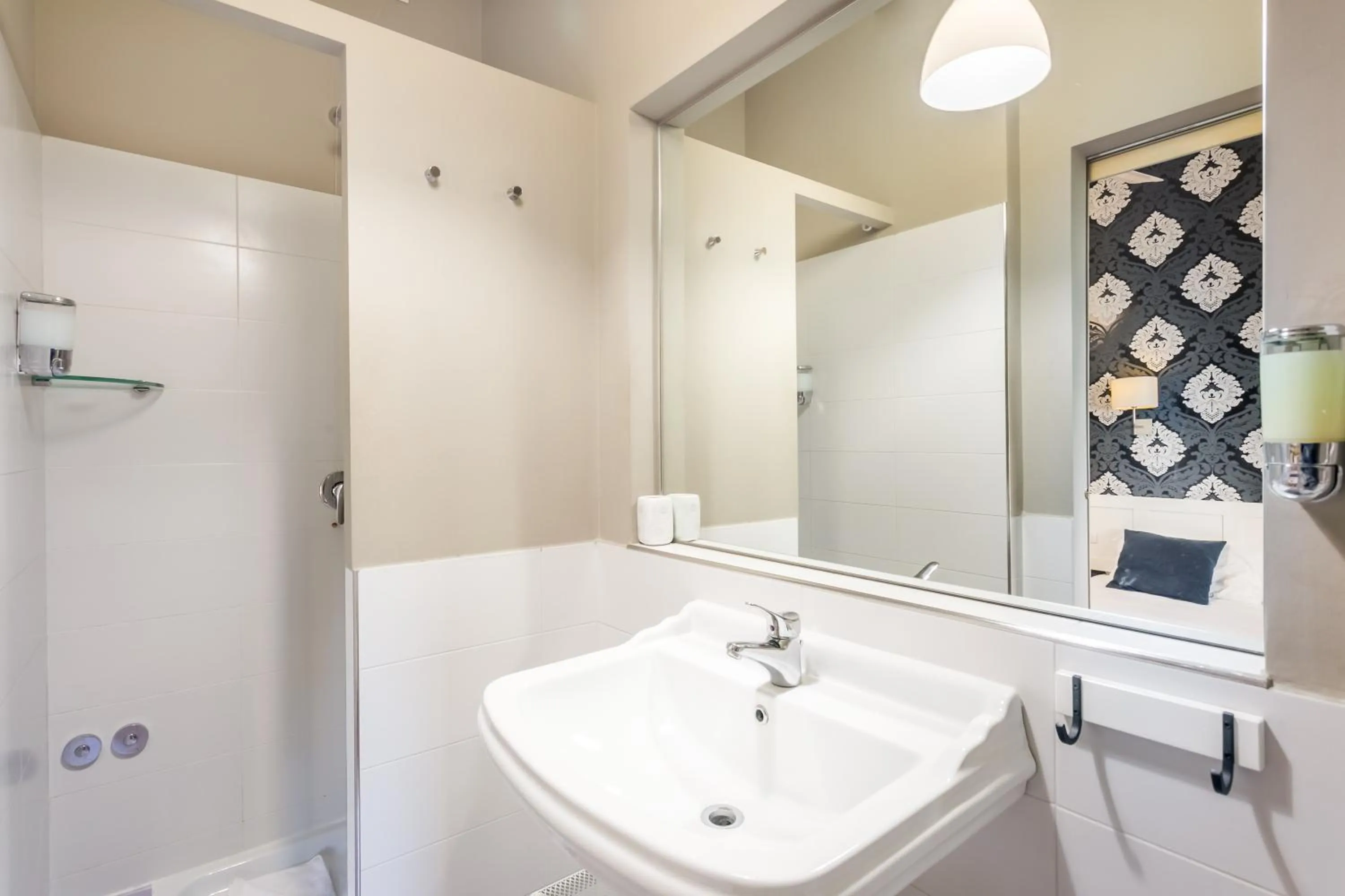 Bathroom in AmoRoma Suite