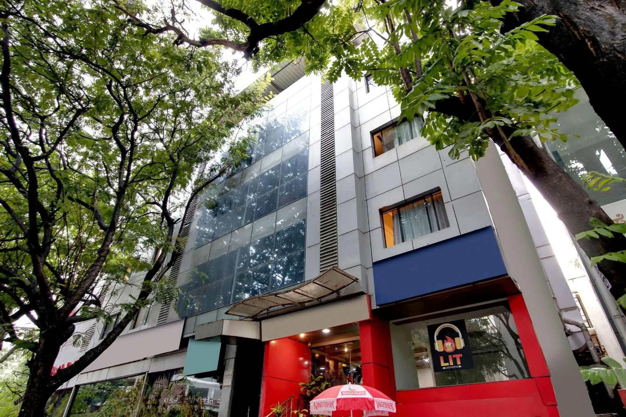 Facade/entrance in Capital O Elegant Amethyst Business Hotel Near Ragigudda Sri Prasanna Anjaneyaswamy Temple Facade/entrance in Capital O Elegant Amethyst Business Hotel Near Ragigudda Sri Prasanna Anjaneyaswamy Temple