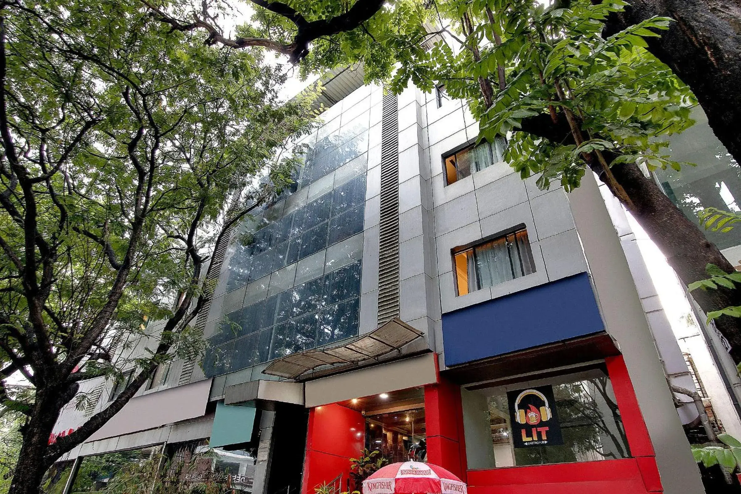 Facade/entrance in Capital O Elegant Amethyst Business Hotel Near Ragigudda Sri Prasanna Anjaneyaswamy Temple Facade/entrance in Capital O Elegant Amethyst Business Hotel Near Ragigudda Sri Prasanna Anjaneyaswamy Temple