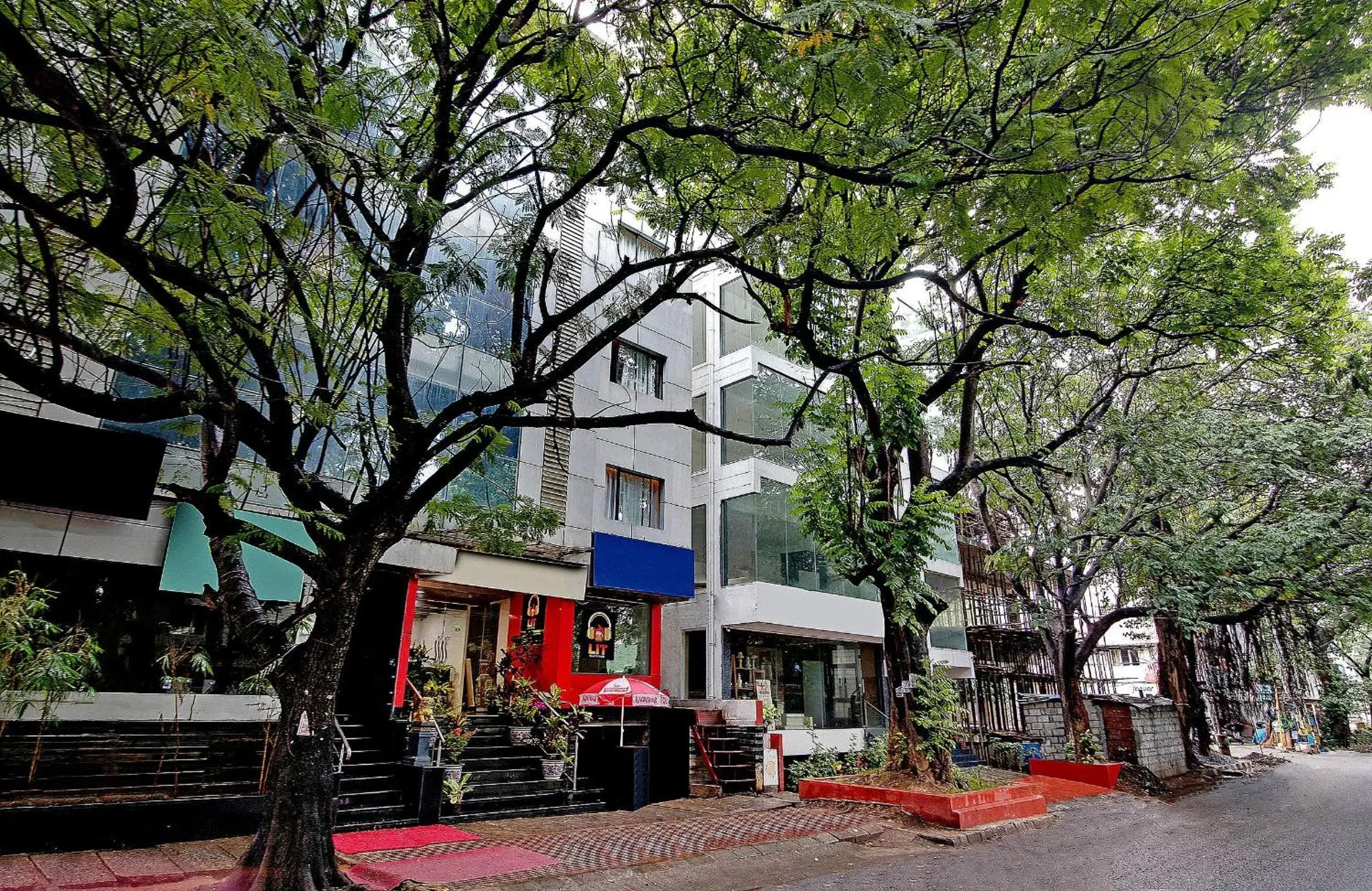 Facade/entrance in Capital O Elegant Amethyst Business Hotel Near Ragigudda Sri Prasanna Anjaneyaswamy Temple Facade/entrance in Capital O Elegant Amethyst Business Hotel Near Ragigudda Sri Prasanna Anjaneyaswamy Temple