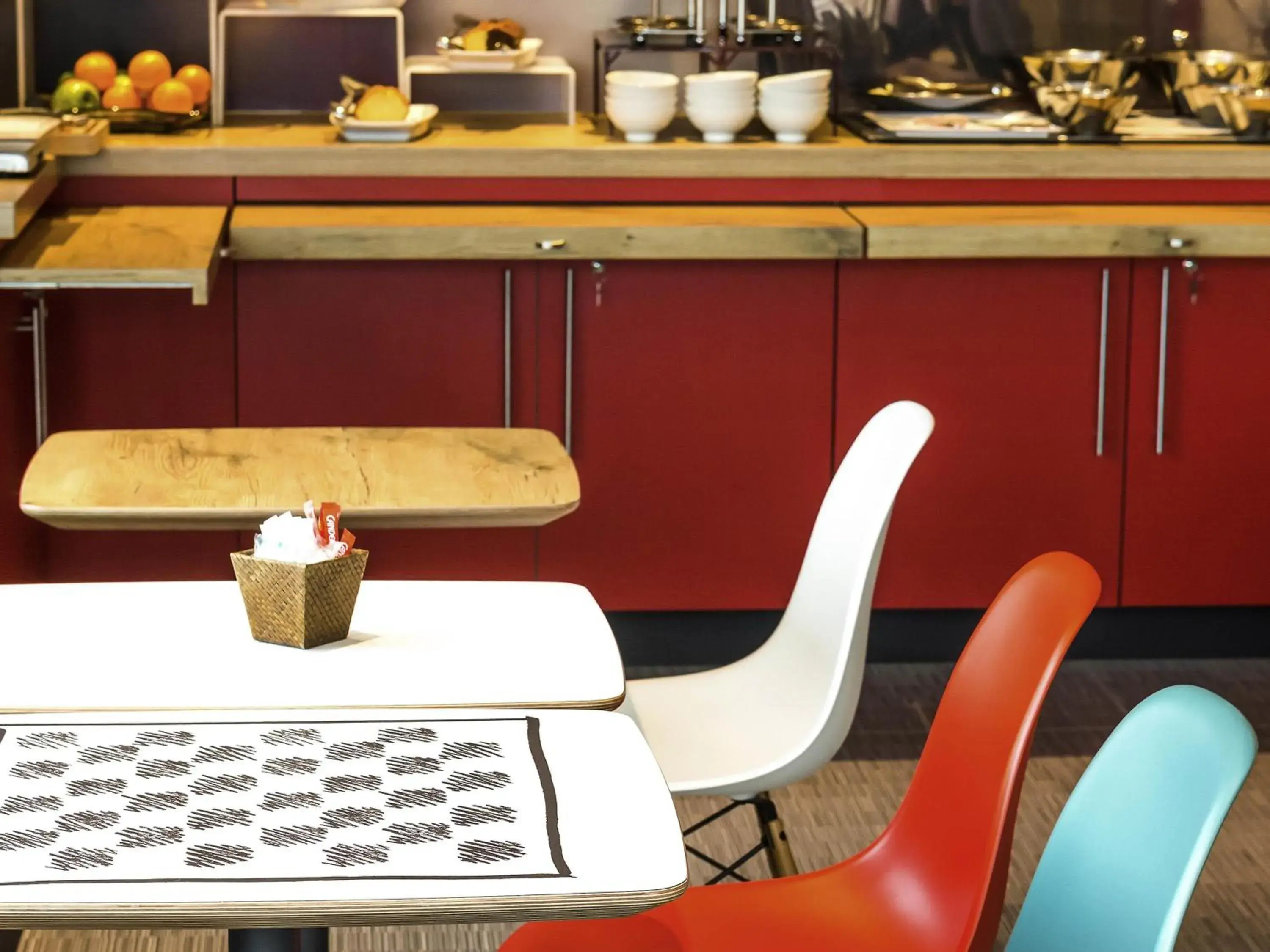 Breakfast in ibis Lorient Centre Hôtelier Breakfast in ibis Lorient Centre Hôtelier