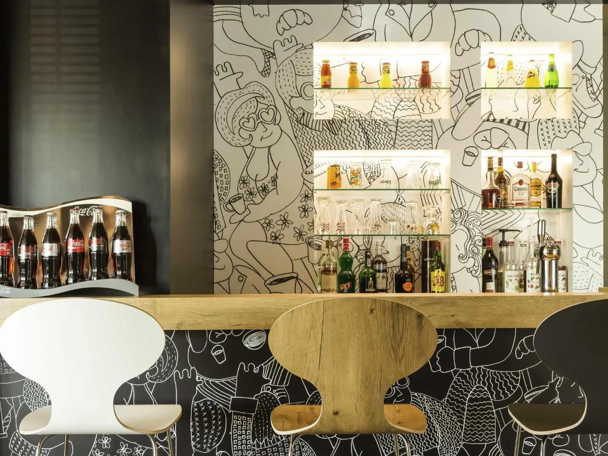 Lounge or bar in ibis Lorient Centre Hôtelier Lounge or bar in ibis Lorient Centre Hôtelier