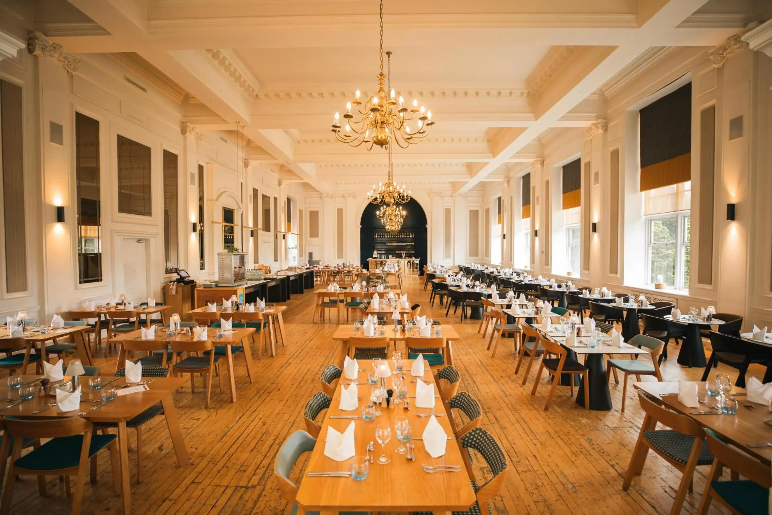 Restaurant/places to eat in Peebles Hydro Restaurant/places to eat in Peebles Hydro