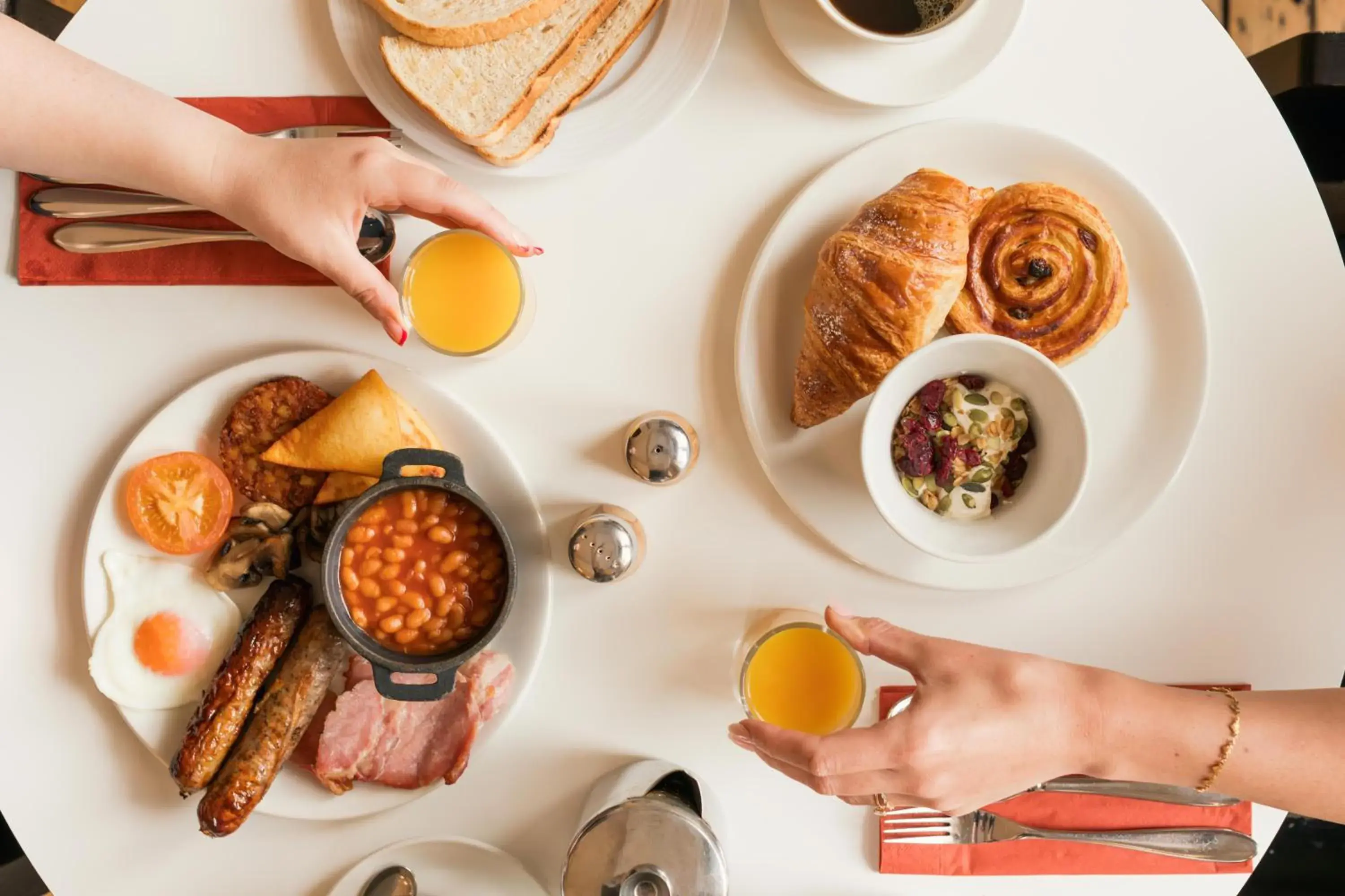 Restaurant/places to eat in Peebles Hydro Restaurant/places to eat in Peebles Hydro