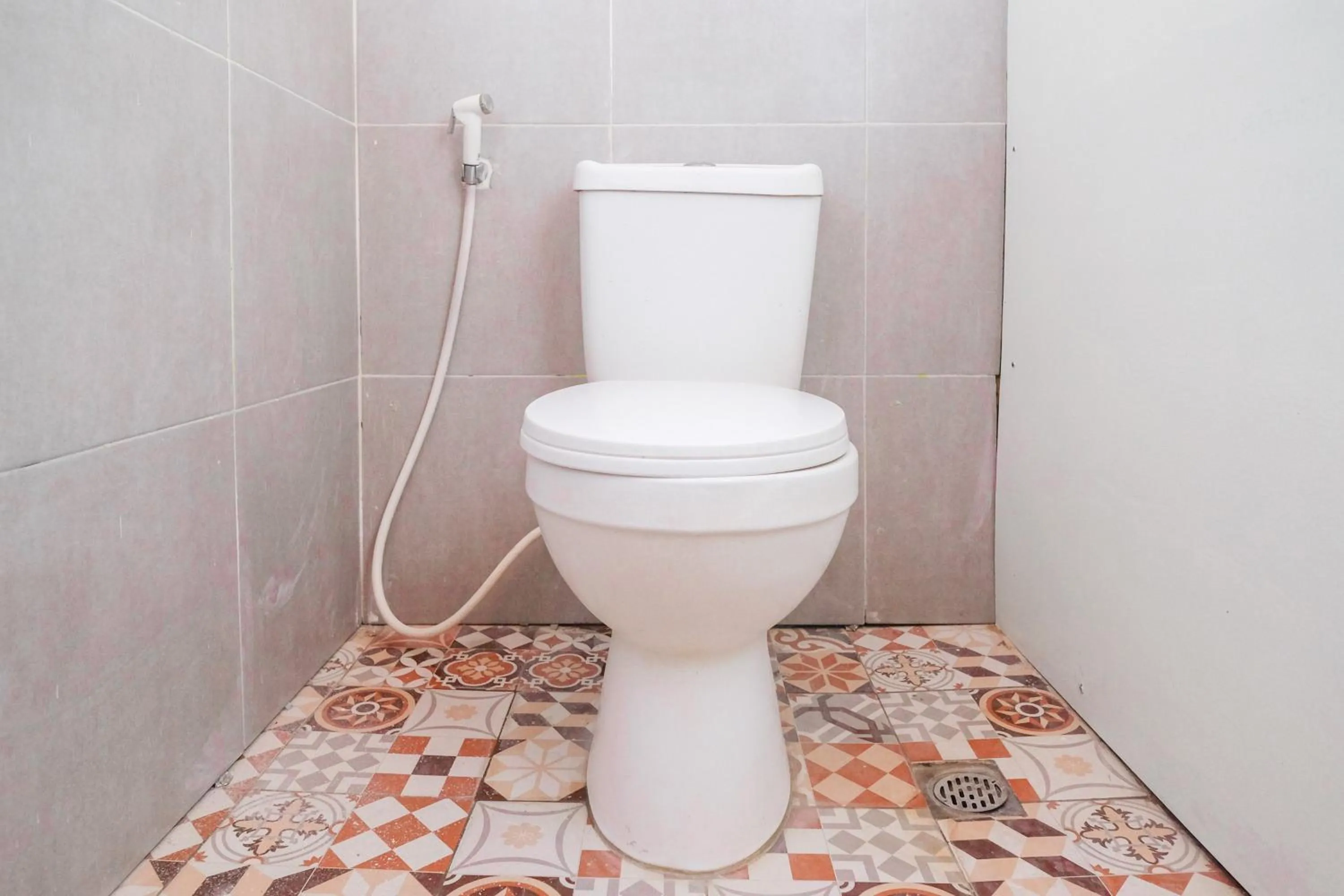 Bathroom in RedDoorz near Lotte Mart Maguwoharjo Yogyakarta