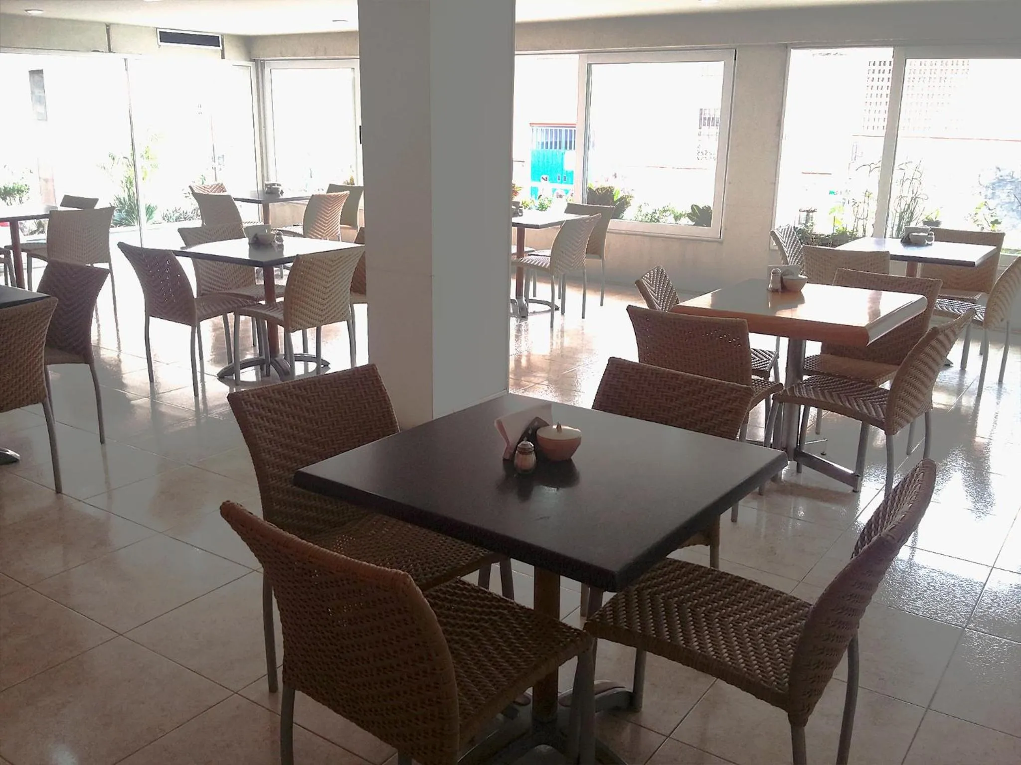 Restaurant/places to eat in Hotel Ros Gaud