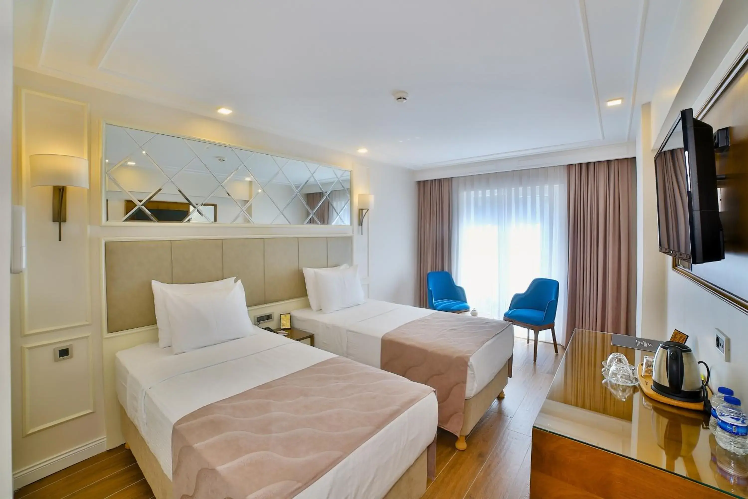 Double Room in SORRISO HOTEL DUE Double Room in SORRISO HOTEL DUE