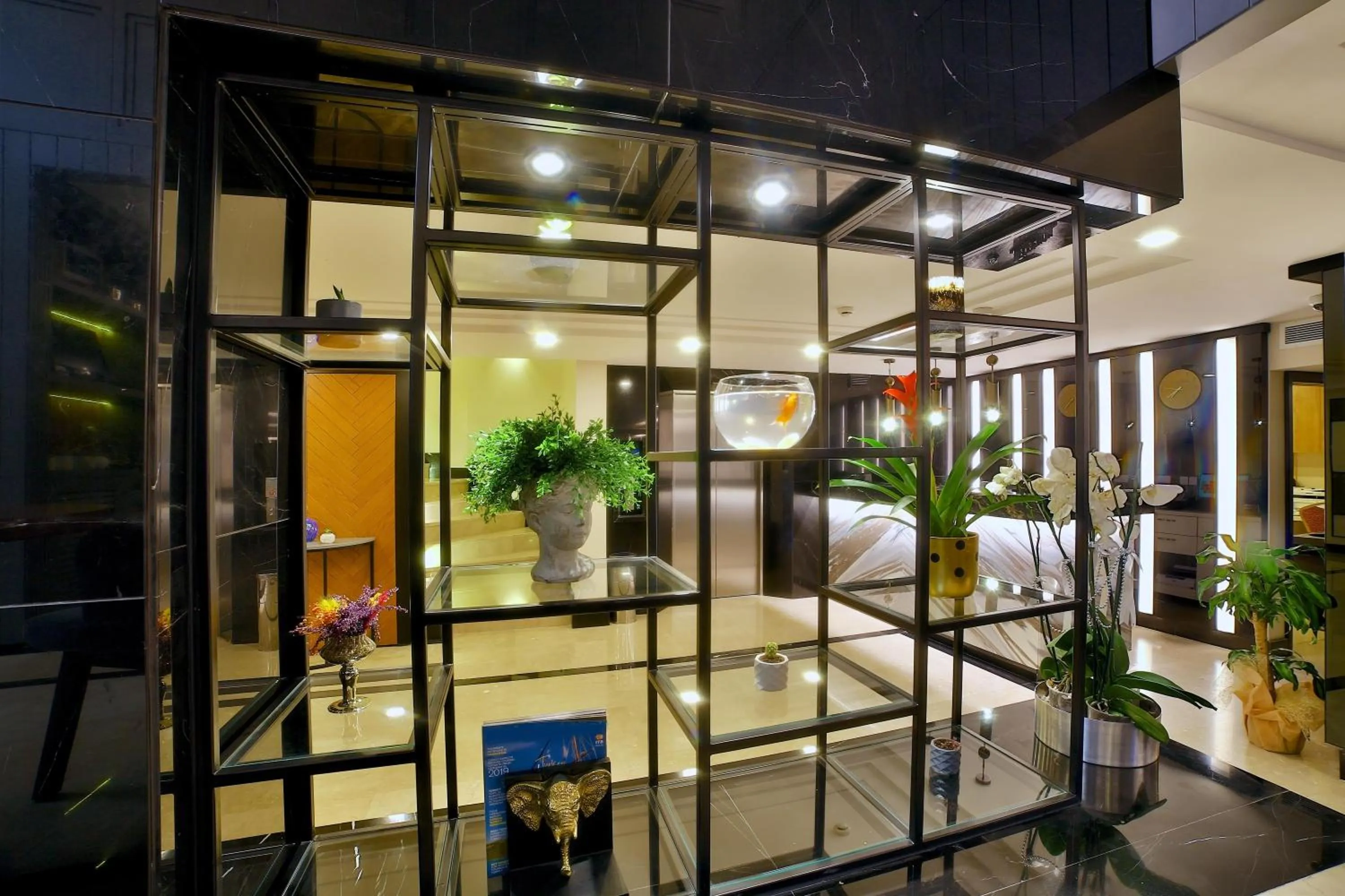 Lobby or reception in SORRISO HOTEL DUE