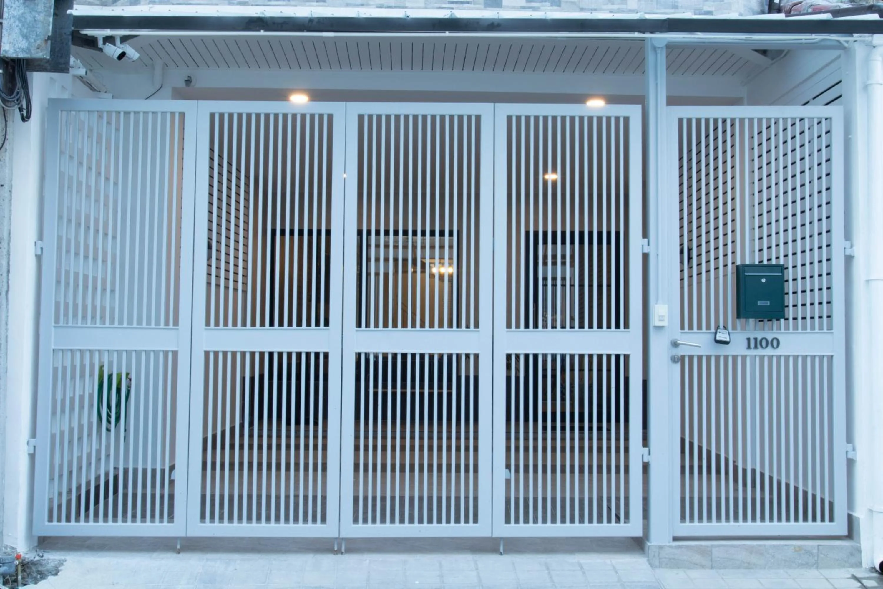 Facade/entrance in Airee Premier Residence