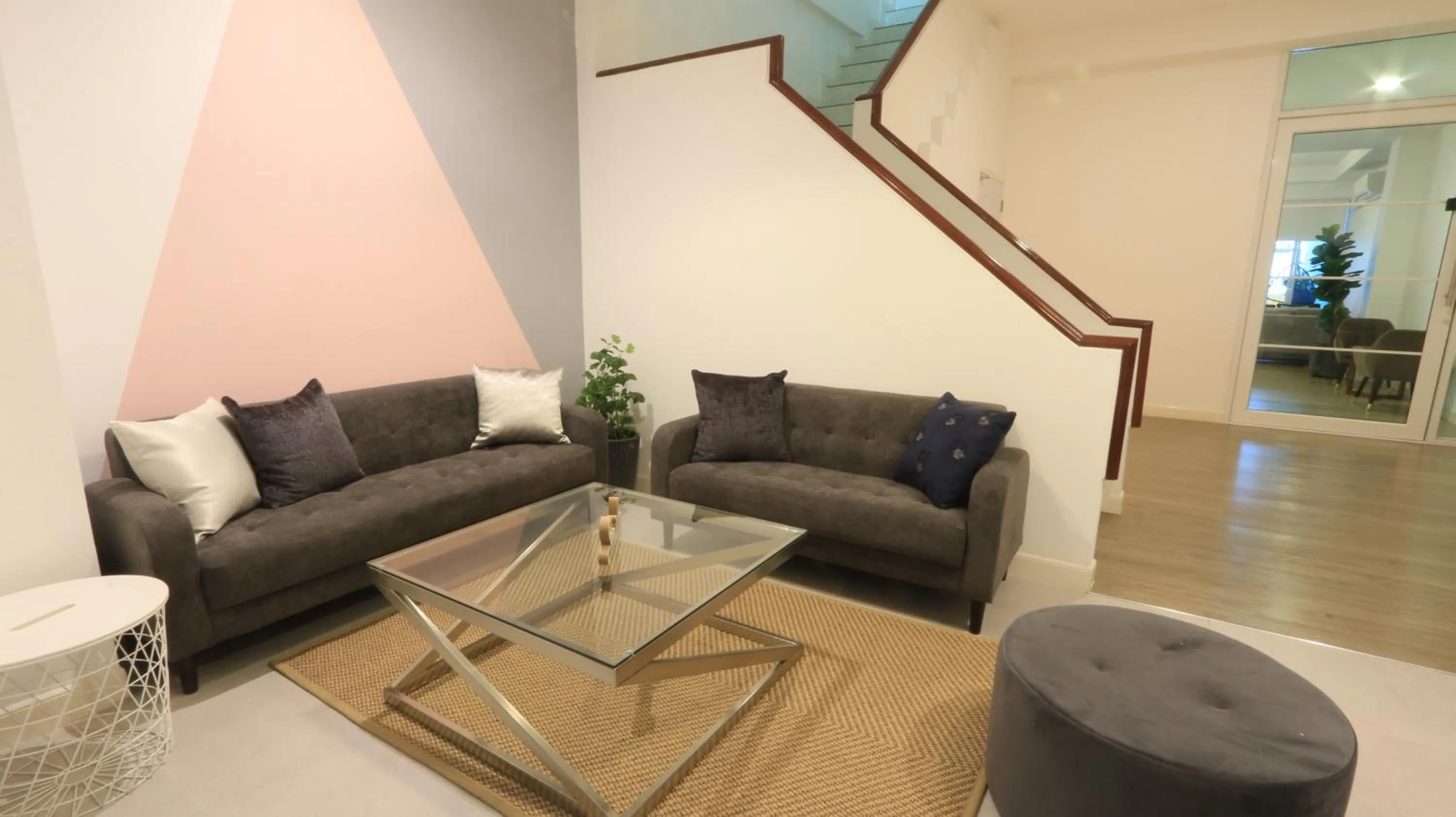 Seating area in Airee Premier Residence