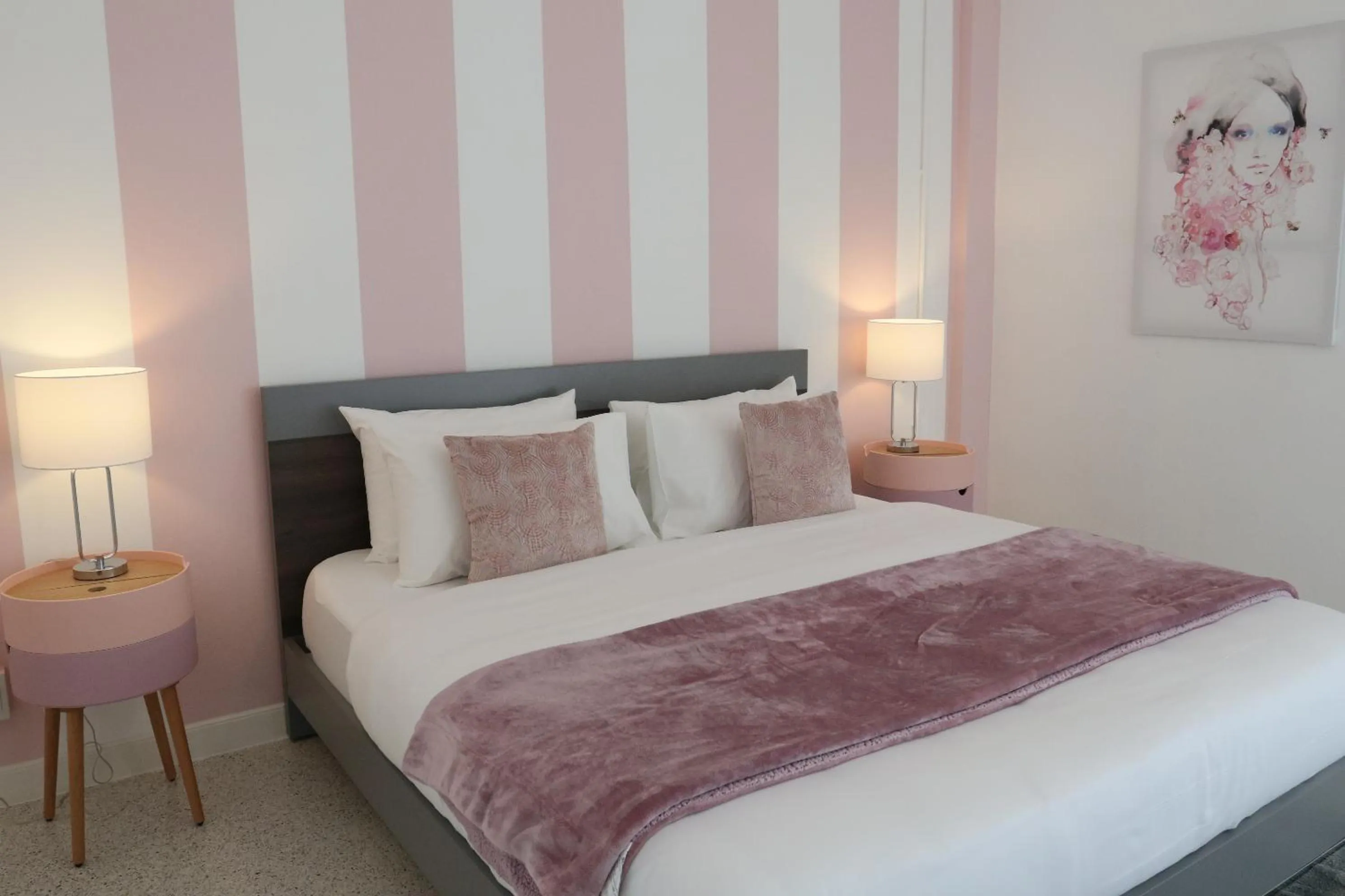 Bed in Airee Premier Residence